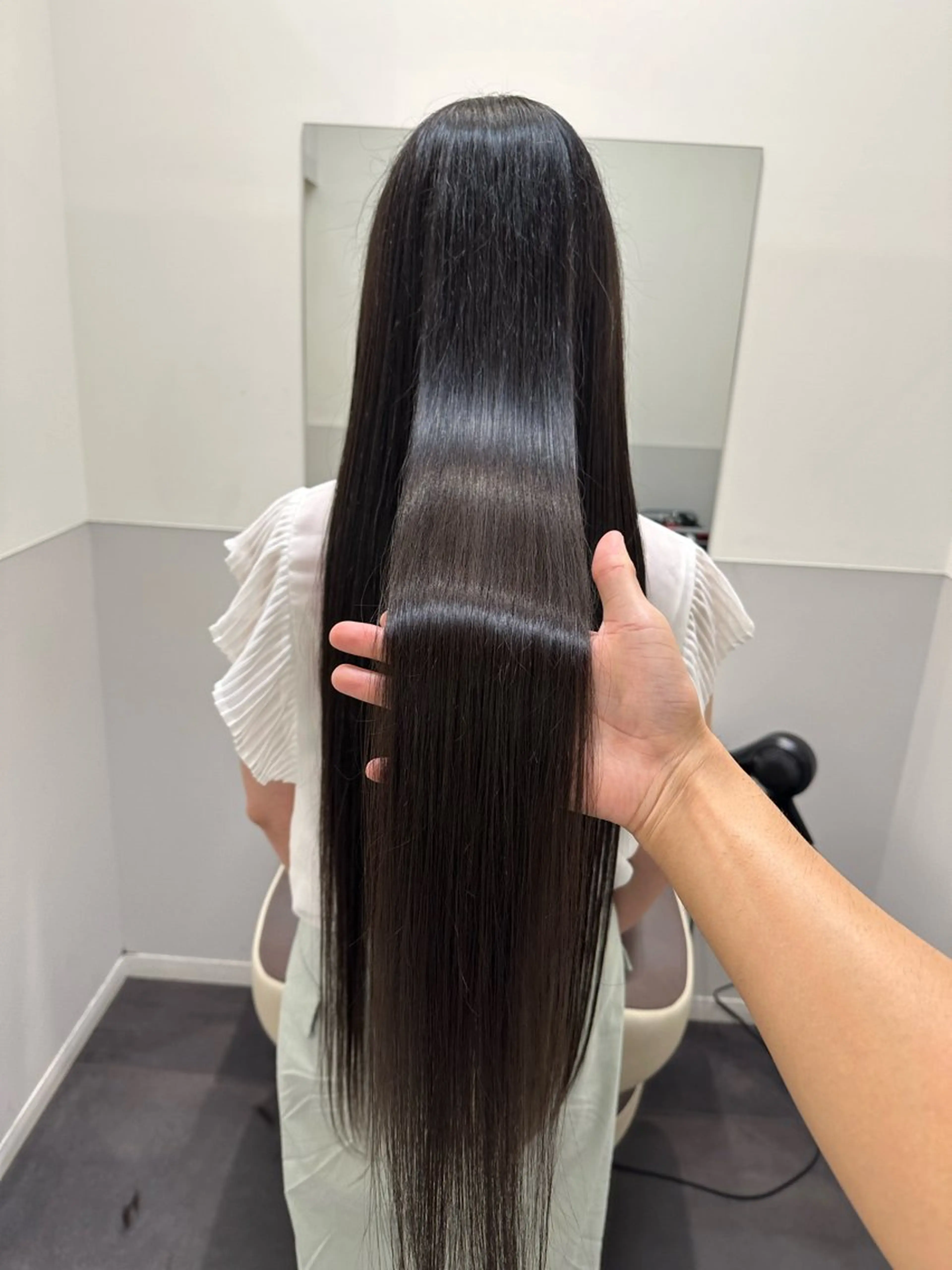 ロング 髪質改善 ロング トリートメント 酸熱トリートメント トリートメント 【美髪矯正 /髪質改善】RINのヘアスタイル