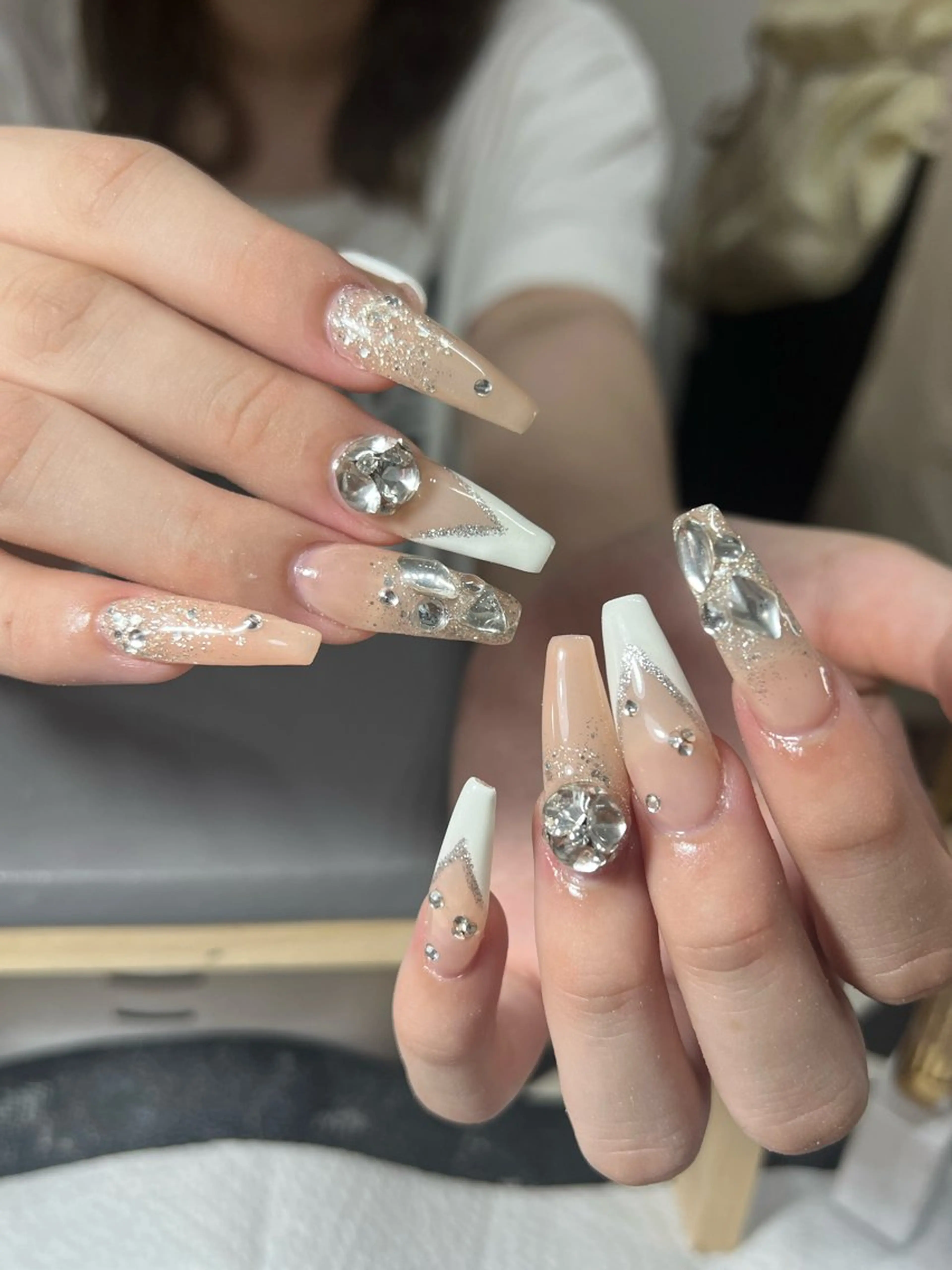 ネイル ハンドネイル Luna Gladeのネイルデザイン