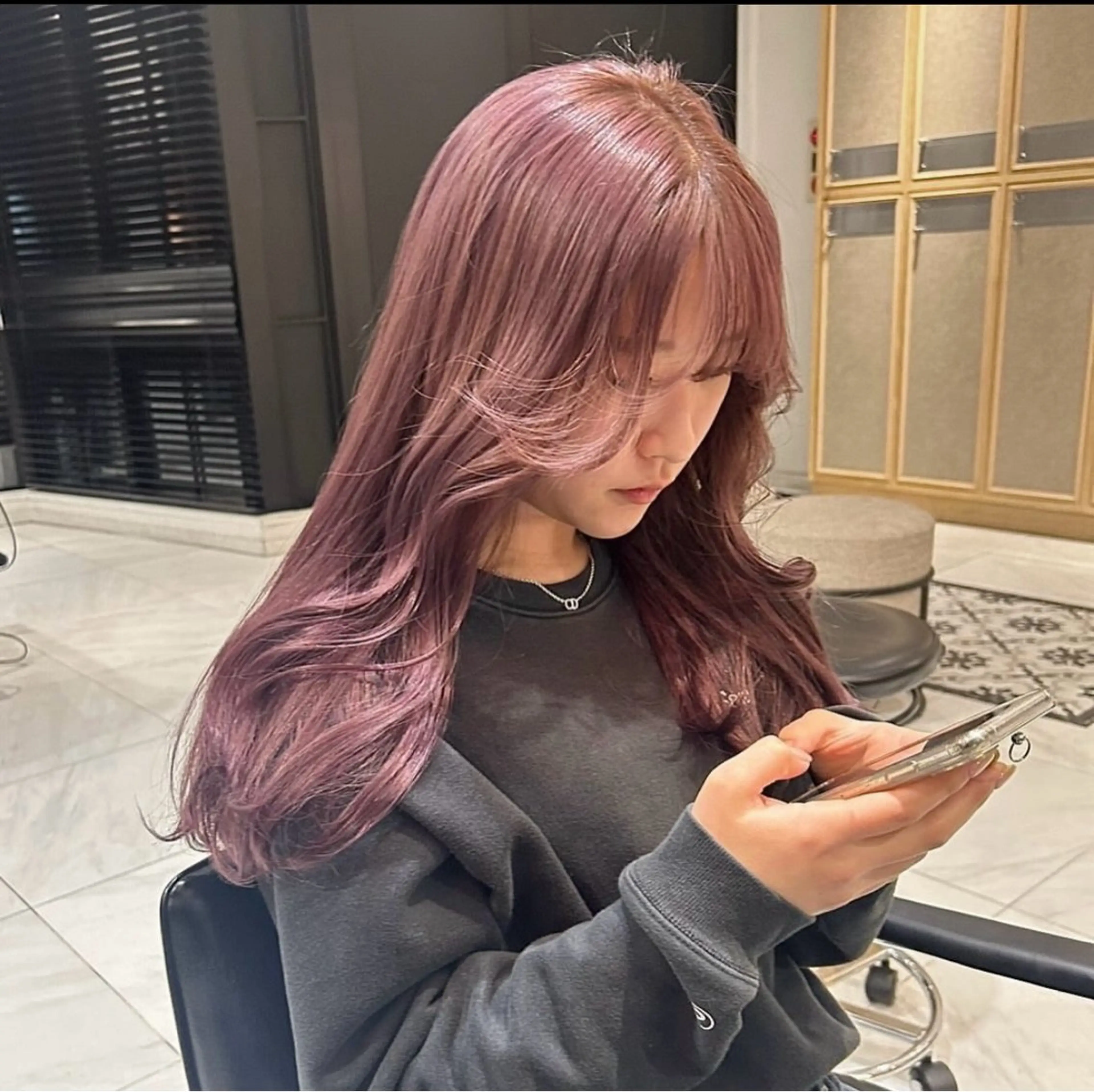 セミロング カラー ラベンダーカラー ピンクカラー ピンクラベンダー ayumi / ミディアムトーンのヘアスタイル