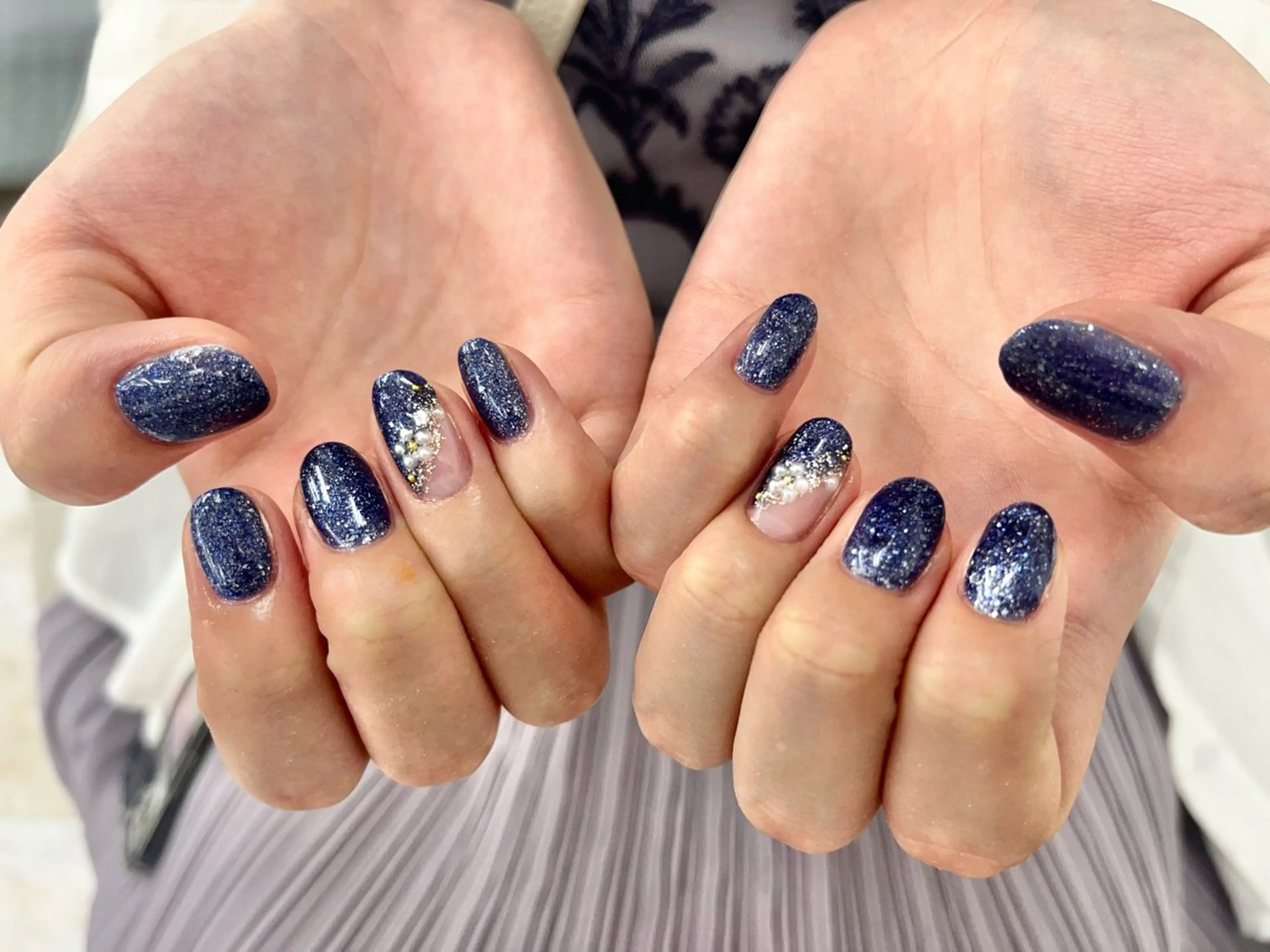 ネイル ラメ(グリッター) ネイビー Bianca赤羽 信末のネイルデザイン