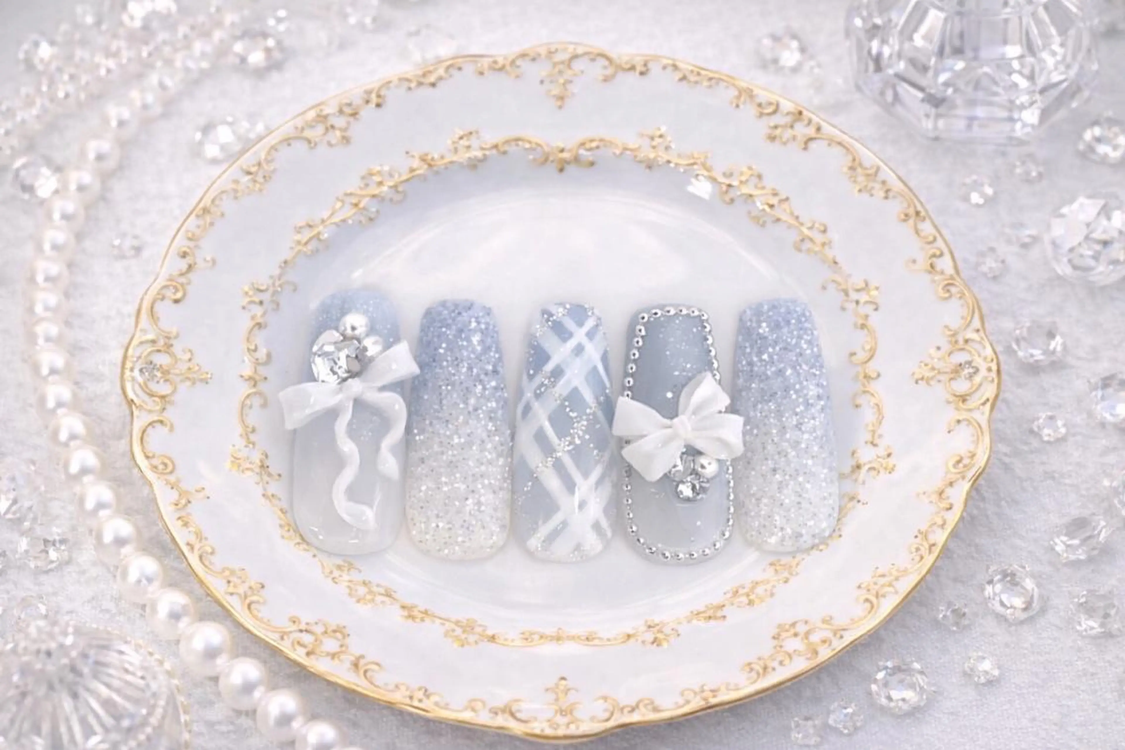 ネイル ❤️💛REBEST 京橋 nailのネイルデザイン