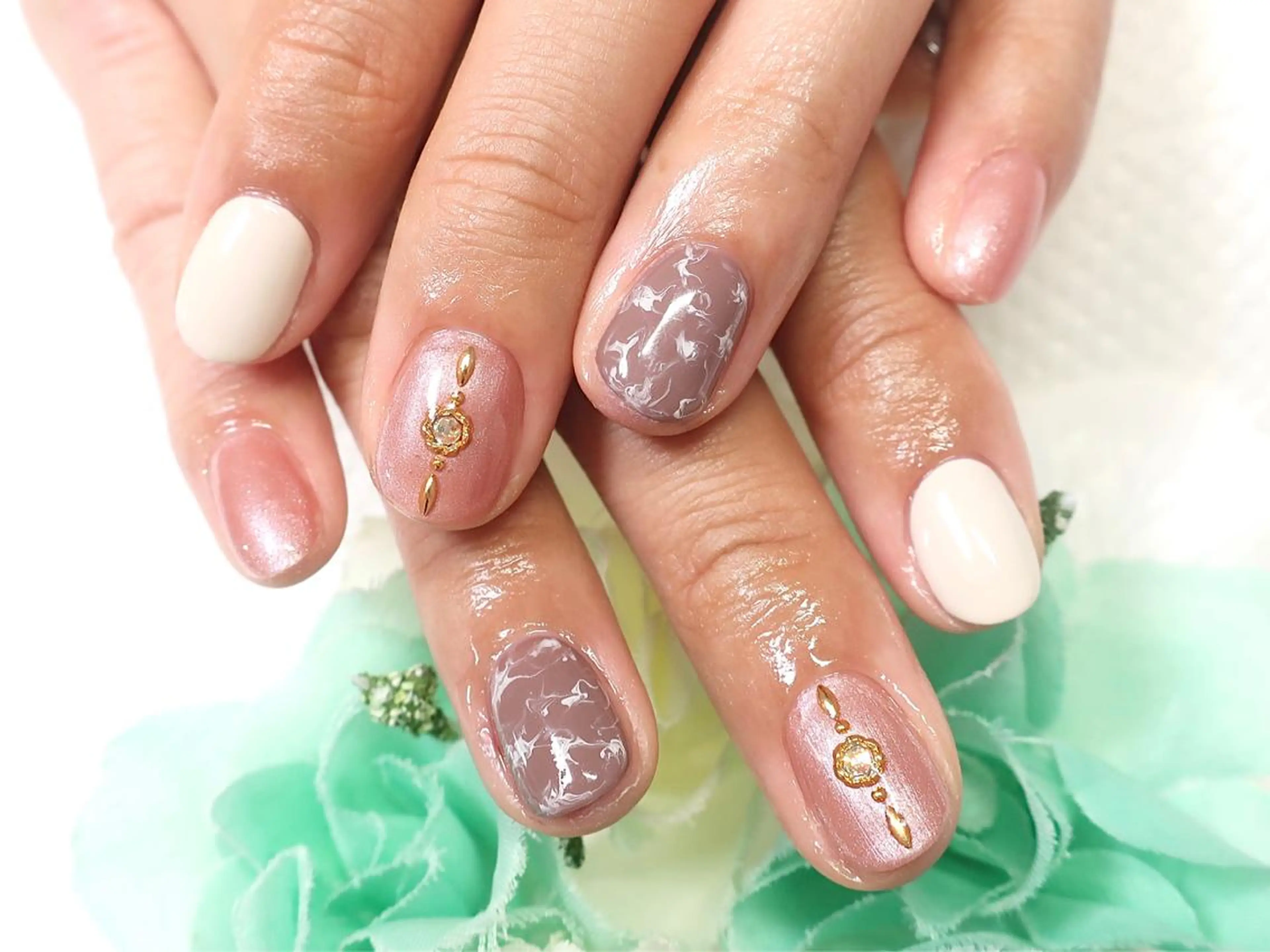 ネイル アートネイル つきかわ ともみのネイルデザイン