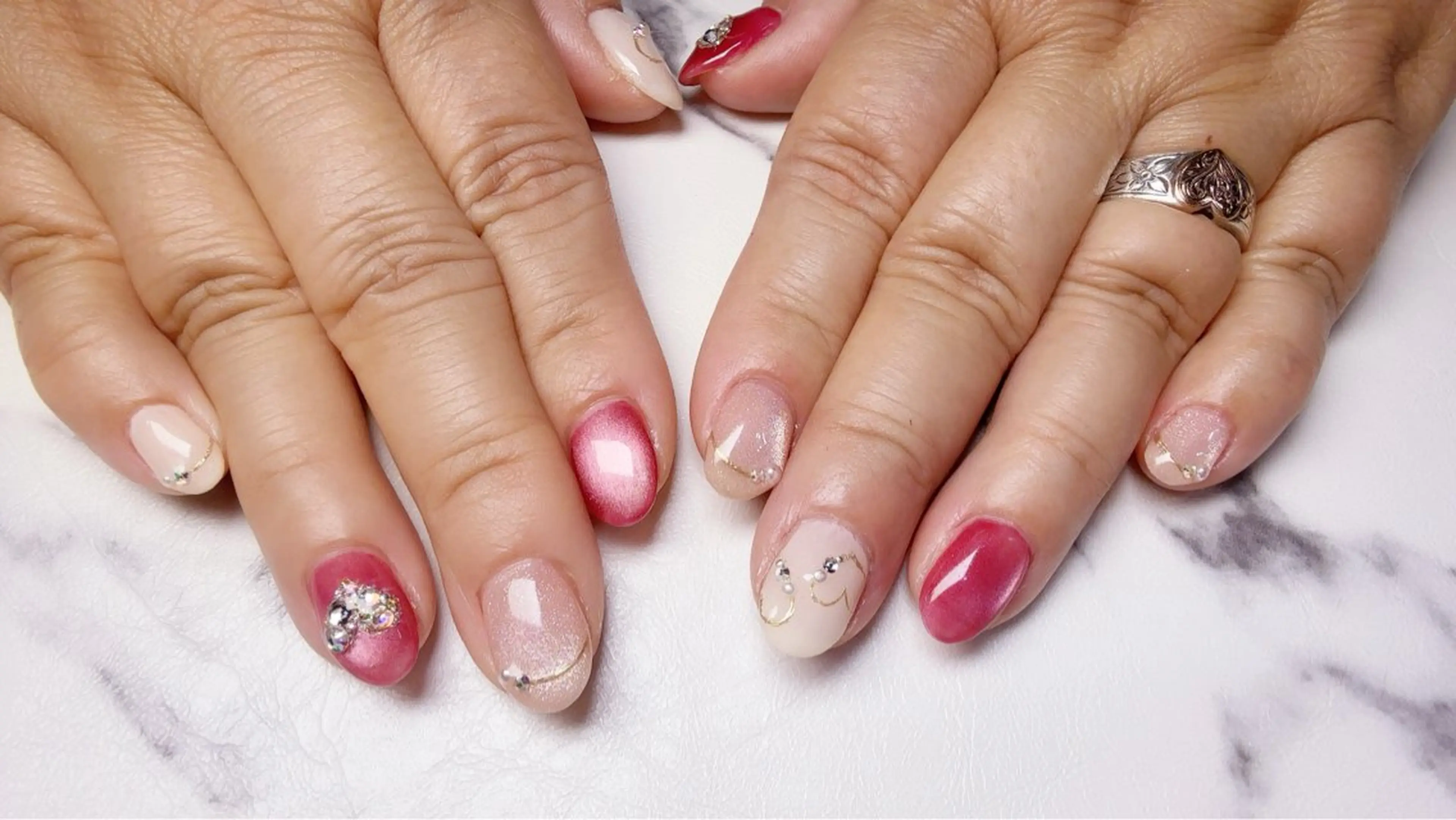 ネイル ハート バレンタイン nail salon ily 武蔵新城のネイルデザイン