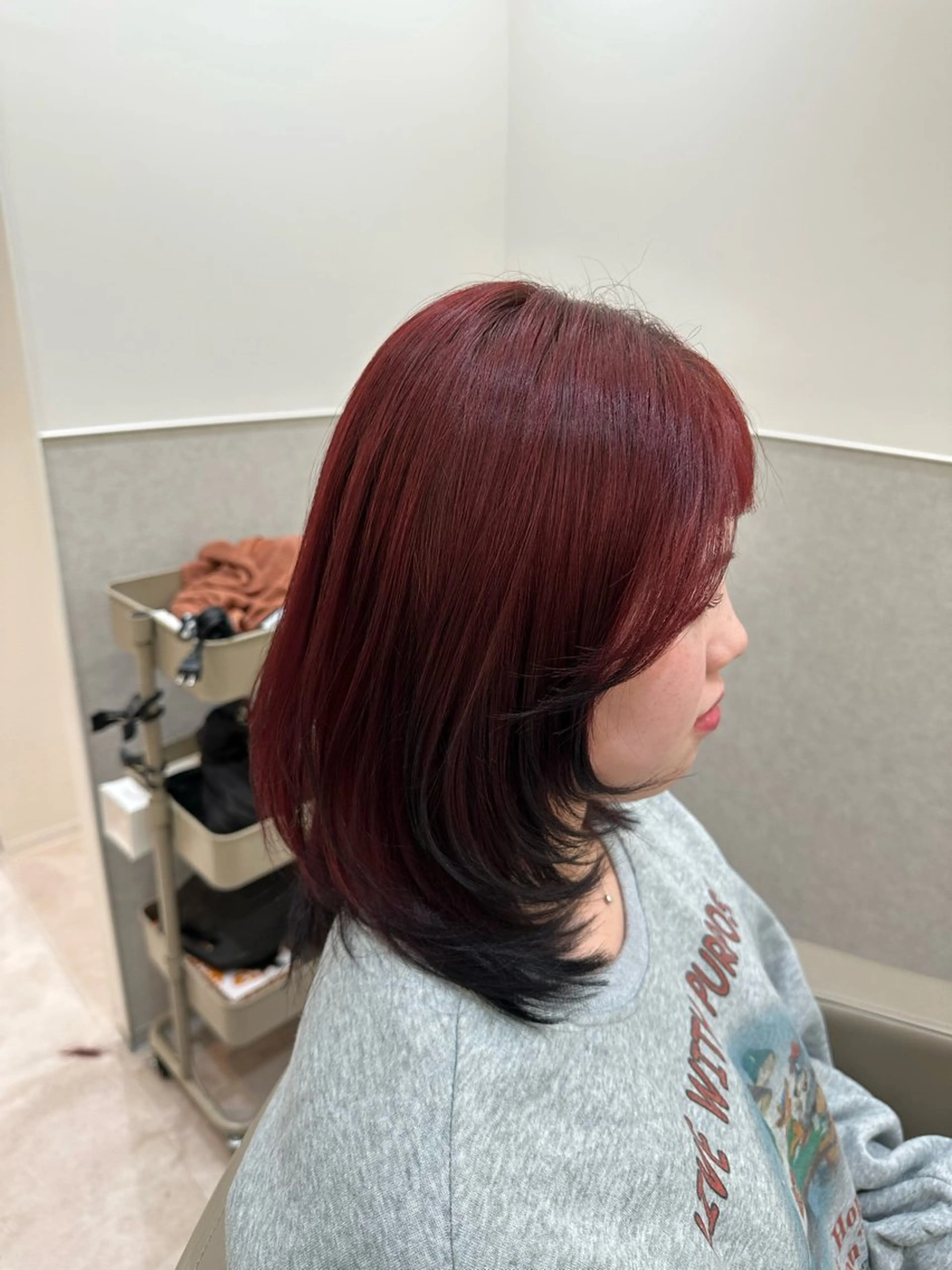 ミディアム カラー カット ヘアカラー トリートメント Kasumi Zinaのヘアスタイル