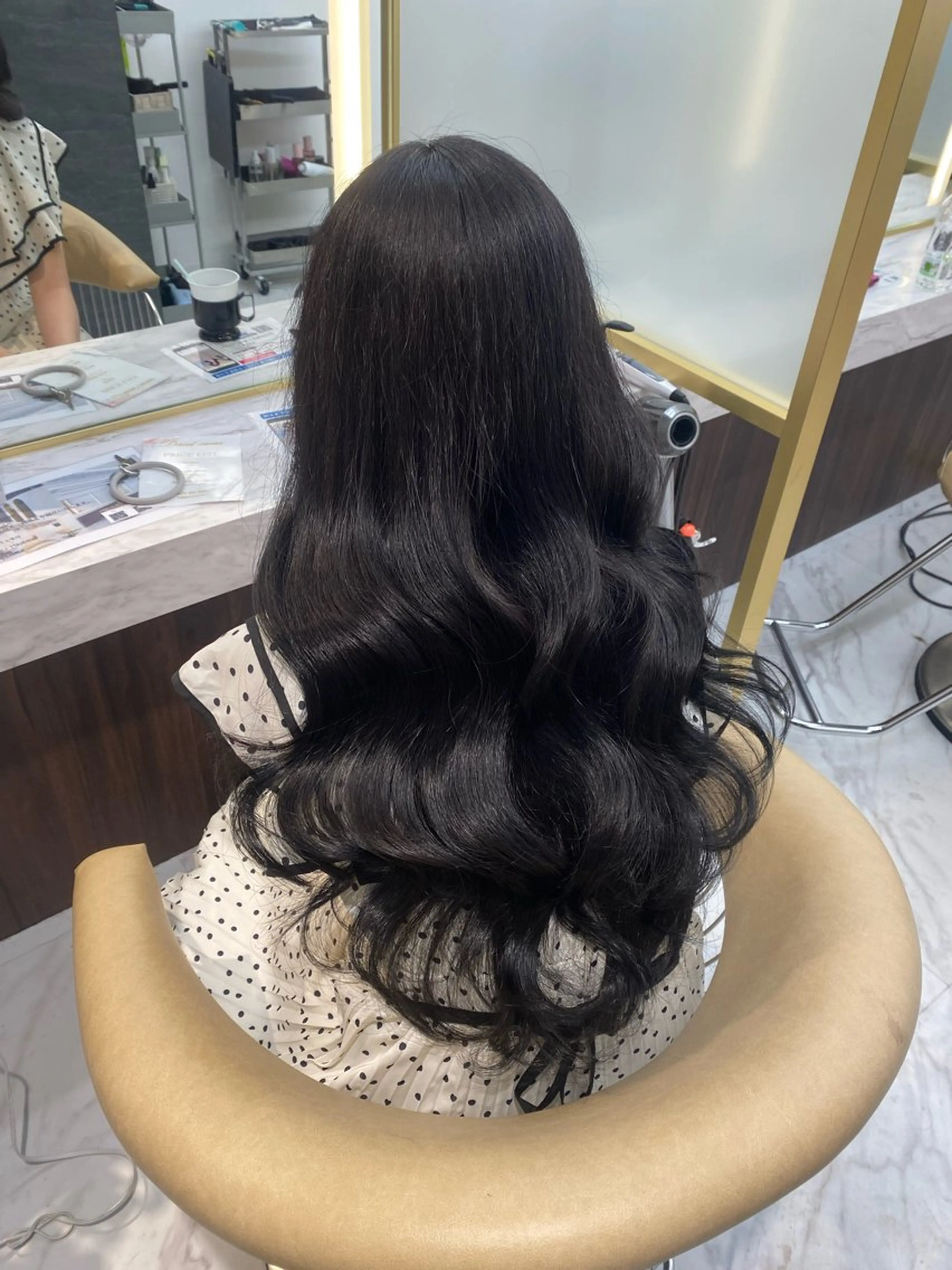 ロング カラー 古川 美羽のヘアスタイル