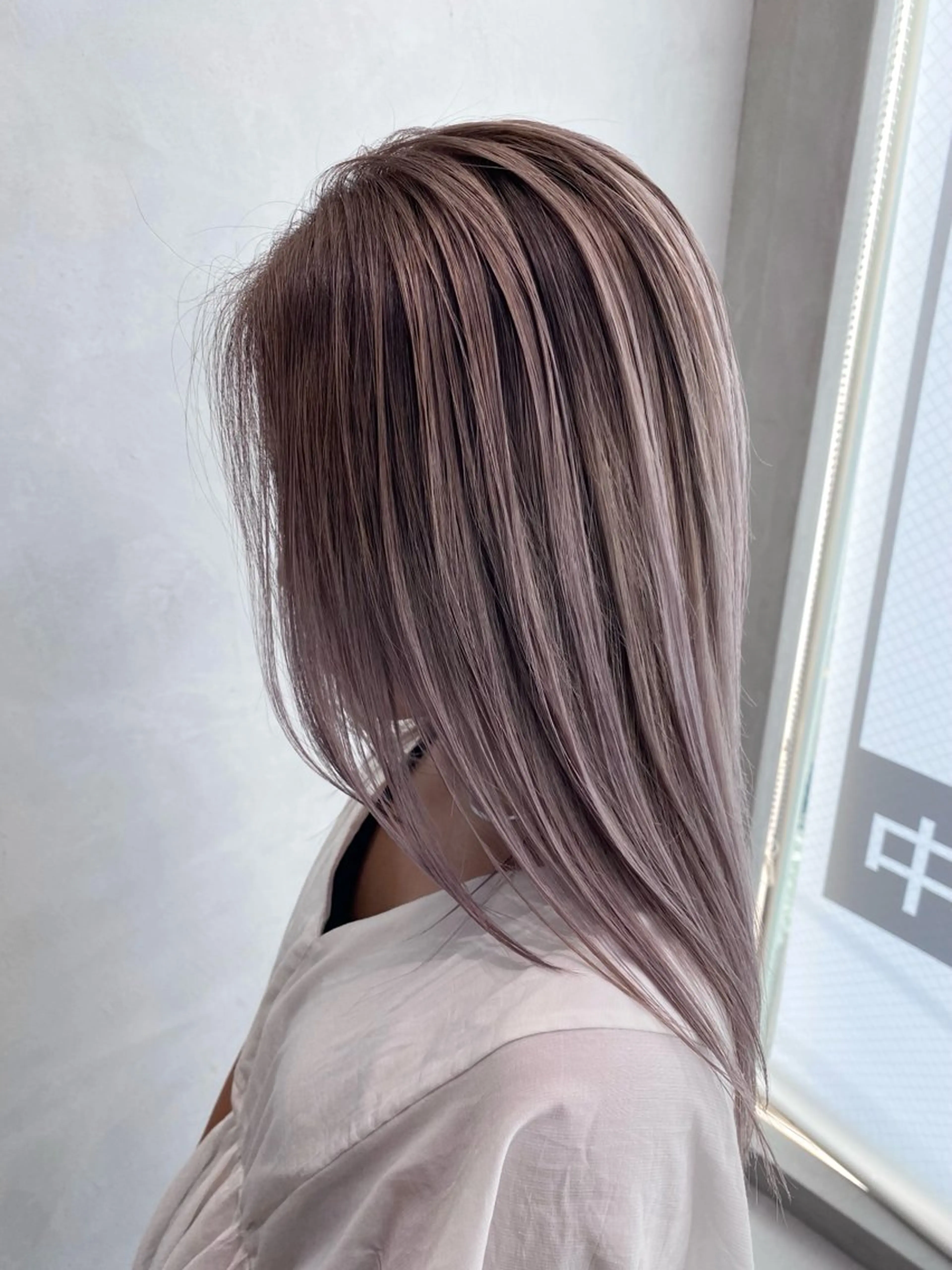 ［ご新規様］カット＋ハイライトorグラデーション＋ケアTR＋VEENA［渋谷/原宿の写真