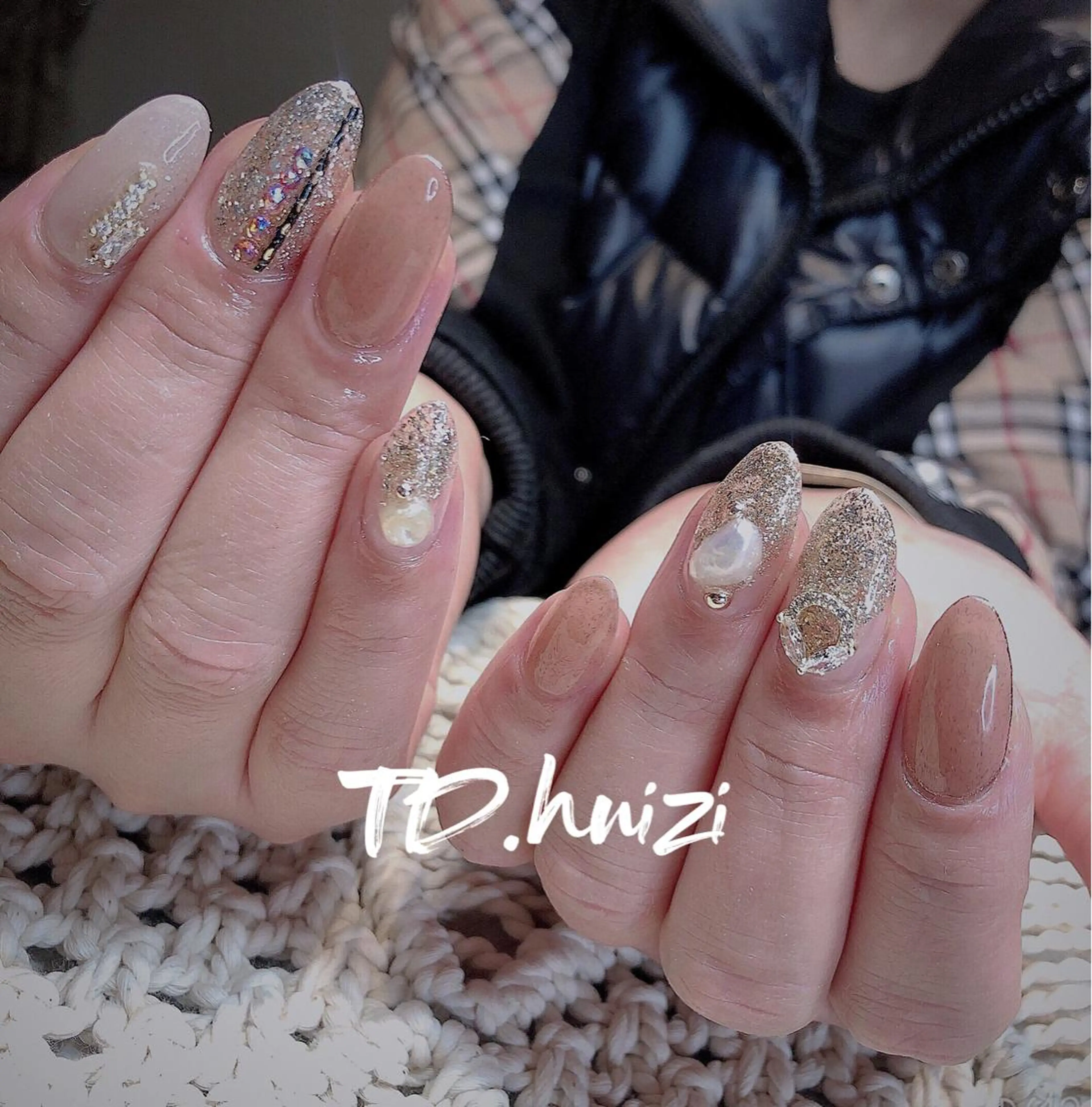 セミロング めぐみのネイルサロン スタッフ練習のネイルデザイン