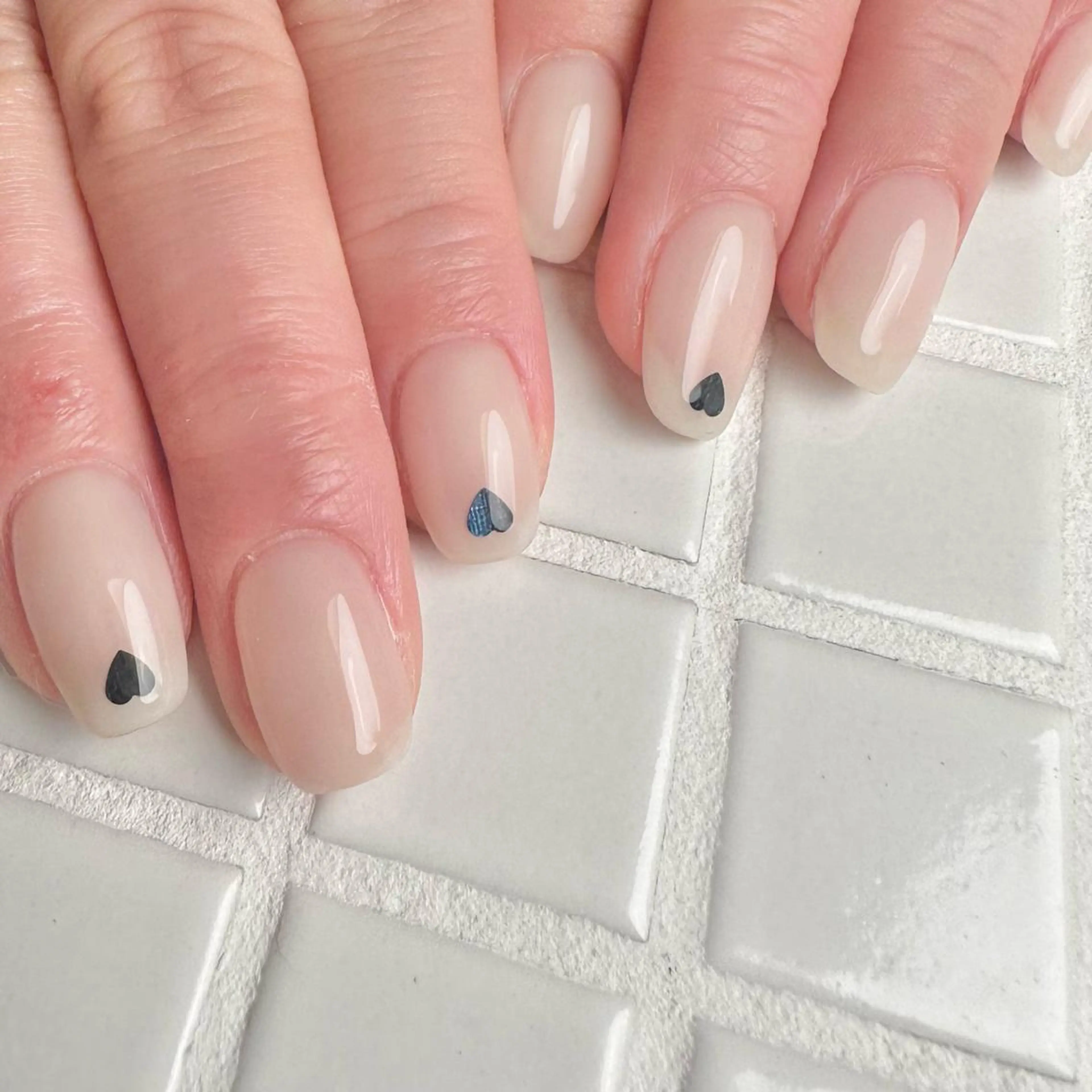 ネイル ハンドネイル Nail lily 🍒渋谷.表参道のネイルデザイン