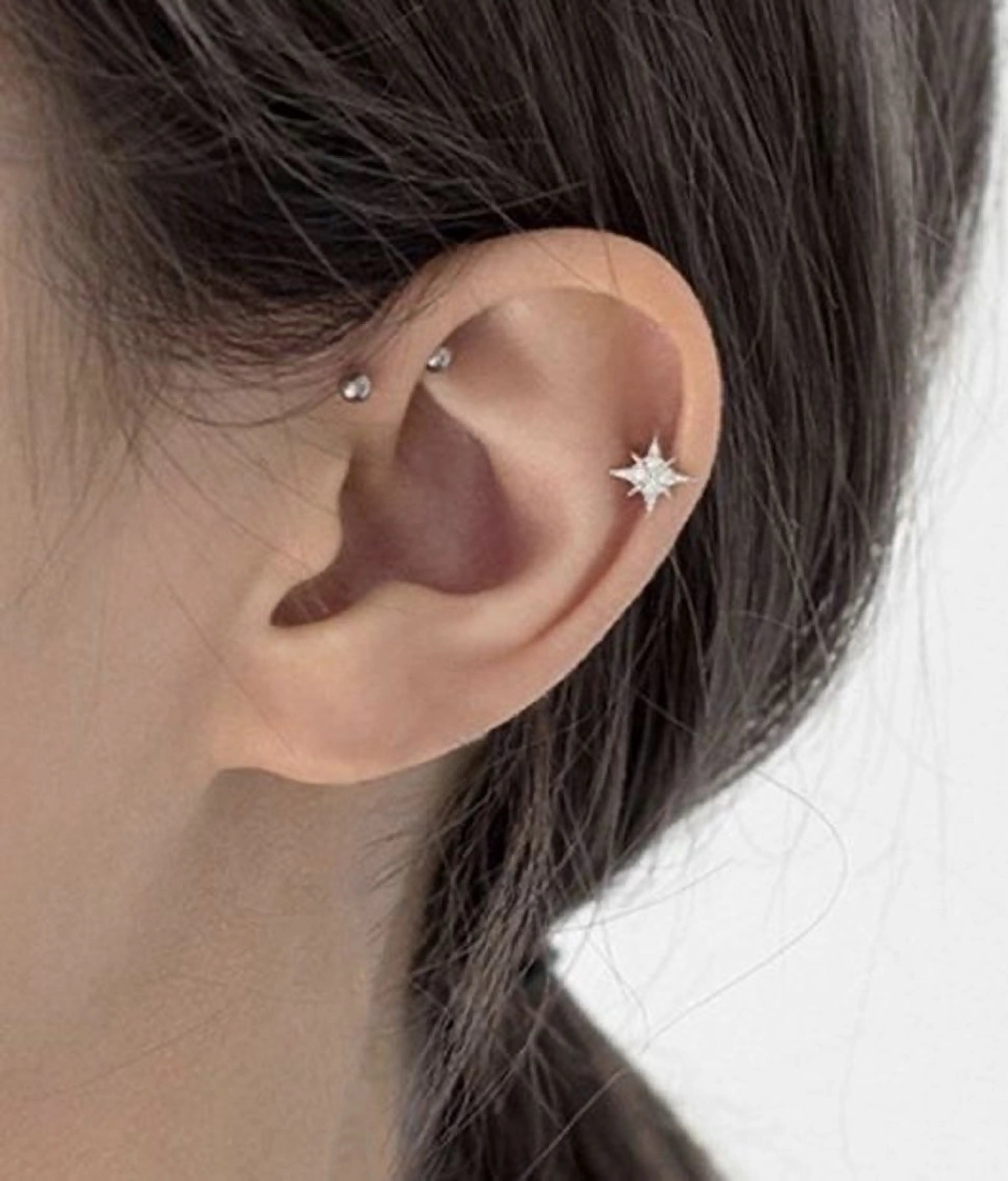 ちゅるんネイル🪄 耳ツボジュエリー🔗のネイルデザイン