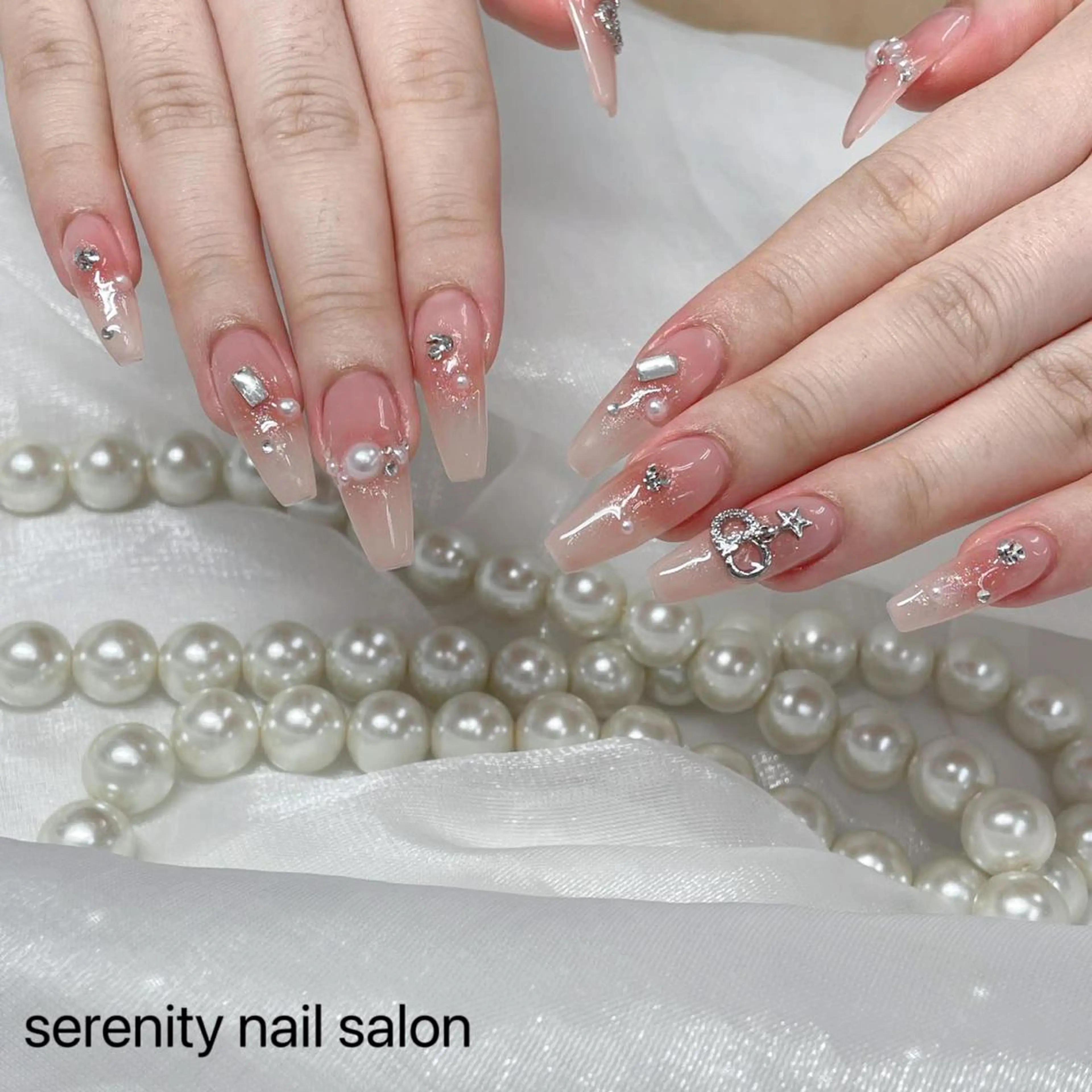 ネイル ハンドネイル ハンドケア ✨Serenity Nail salonのネイルデザイン