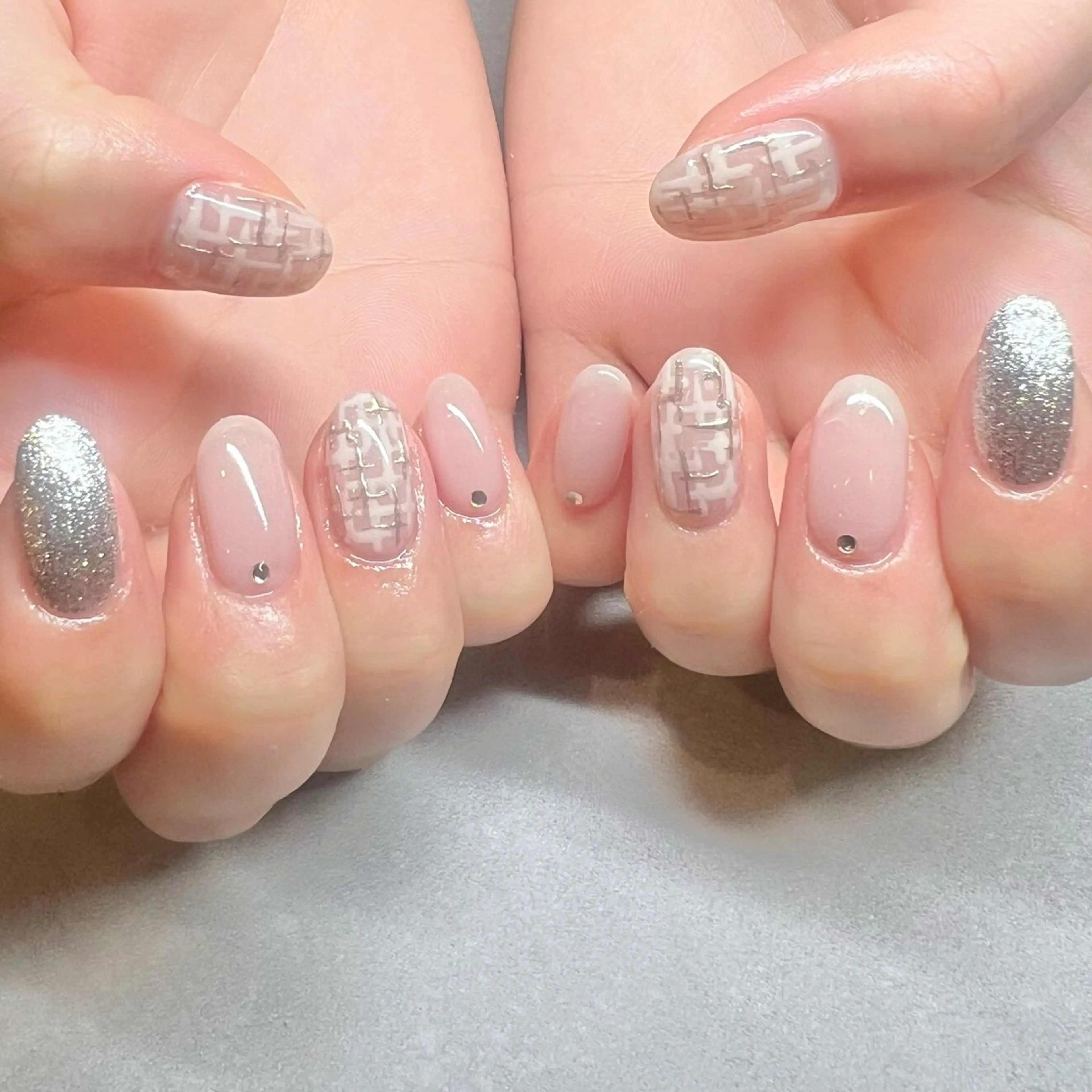 ネイル YUKO🩶 sofa立川のネイルデザイン