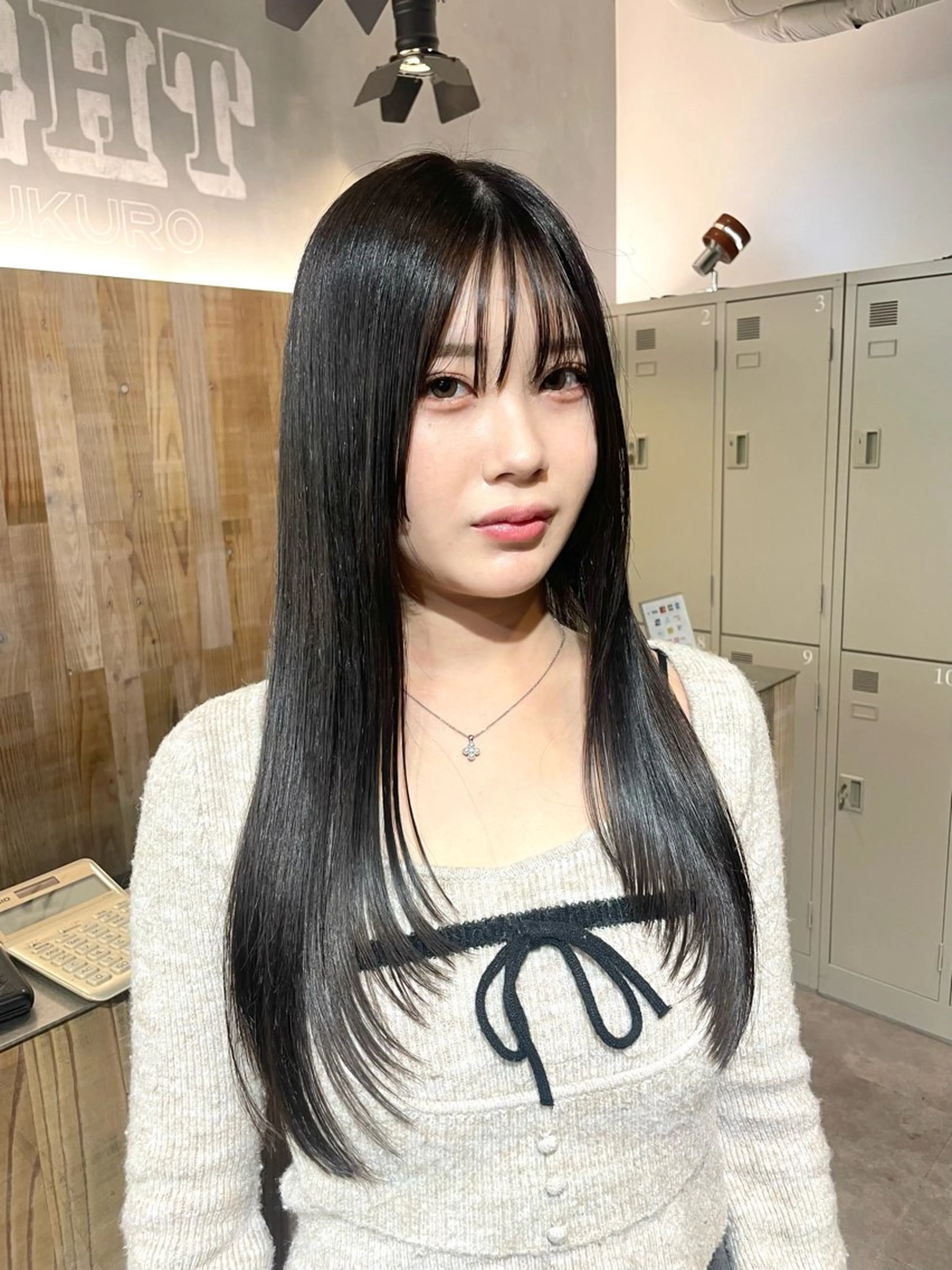 ロング カラー カット ヘアカラー トリートメント 色気レイヤー& ショートはお任せ🌟のヘアスタイル