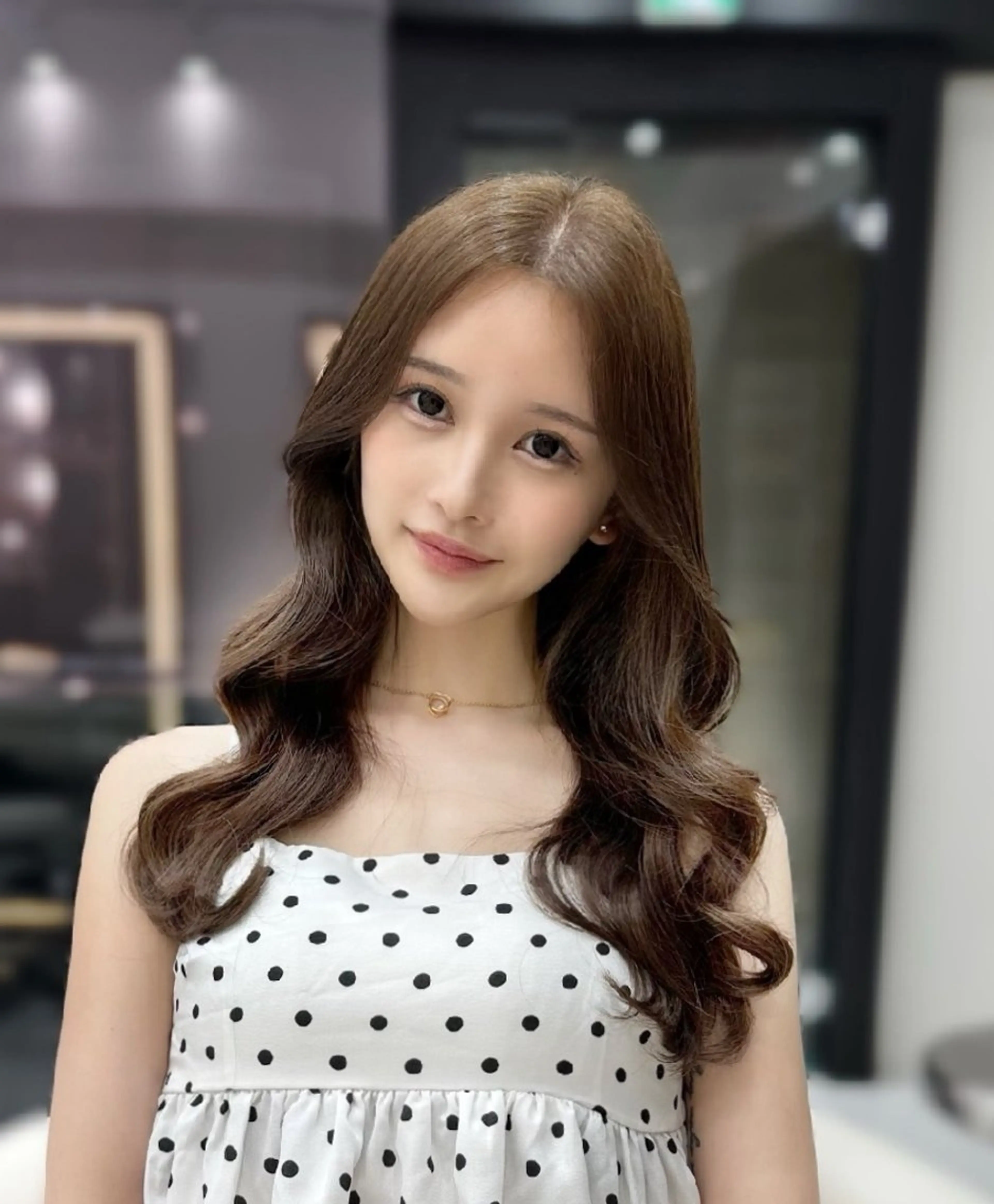 🌈【超お得な3名様限定】🌈顔周りカット+艶カラー+2stepTRの写真