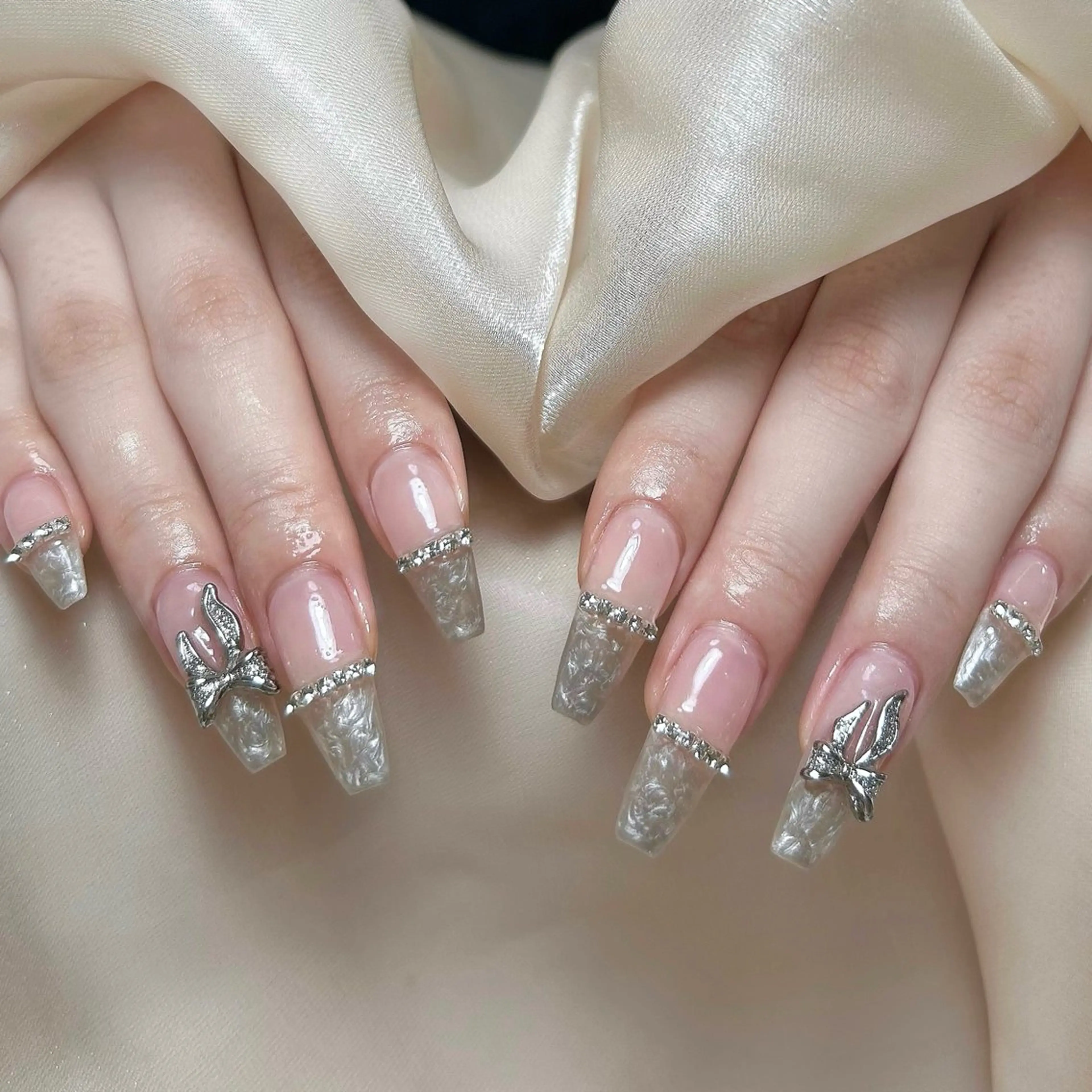 ネイル Maggie Nail🦩のネイルデザイン