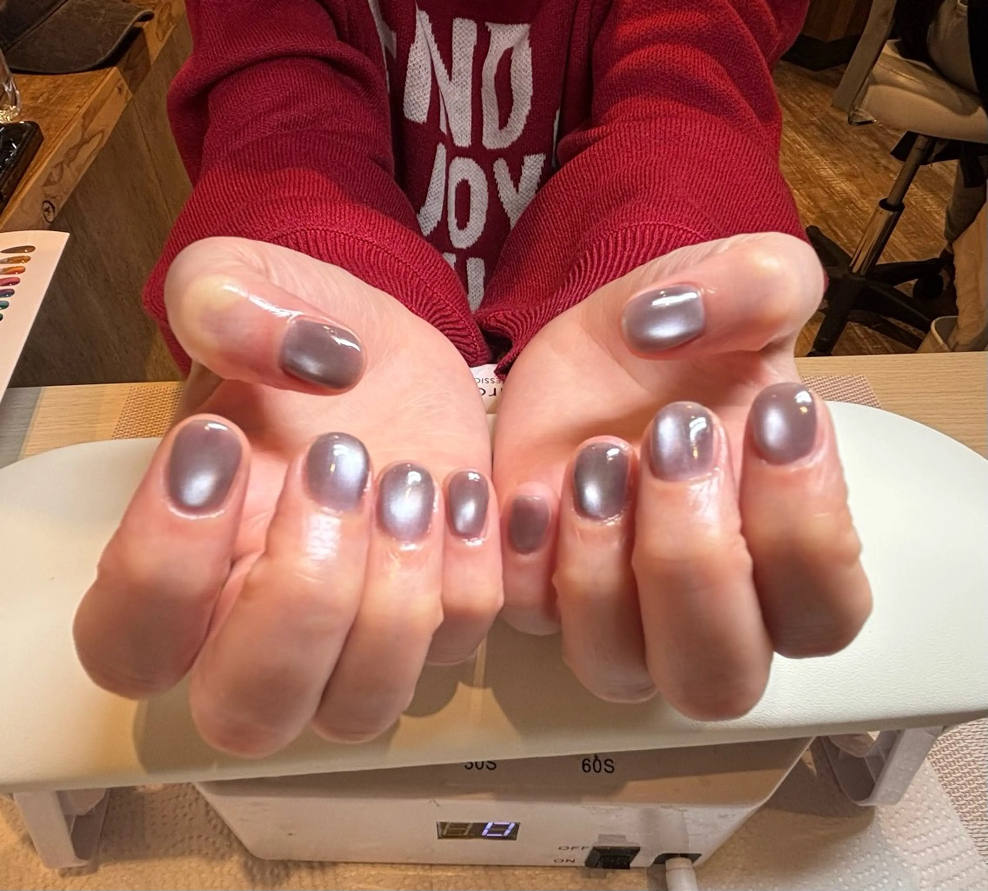 ネイル 楡井 陽菜のネイルデザイン