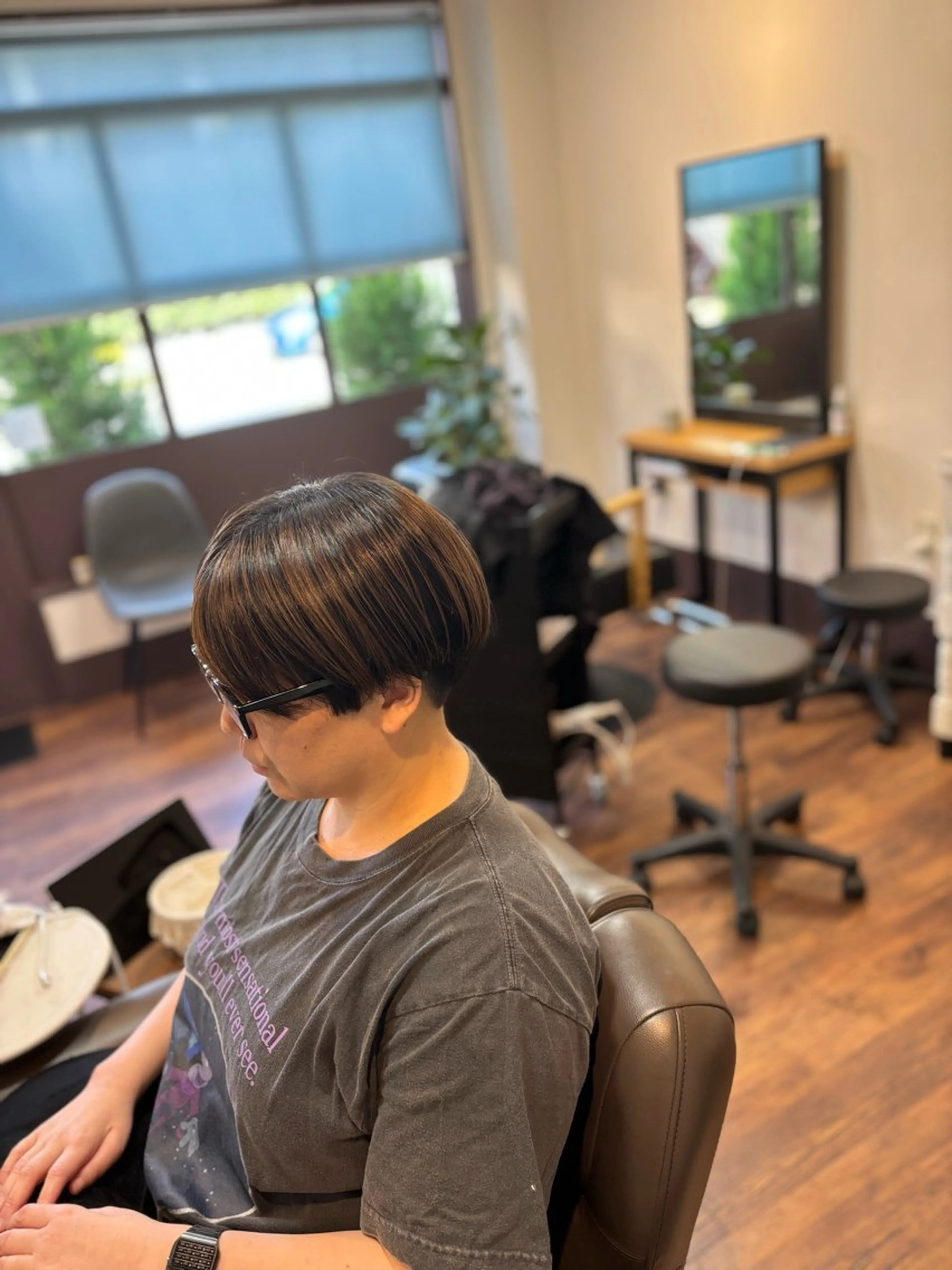 ショート ヘアカラー トリートメント JIU所属・池岡 洋子のヘアスタイル