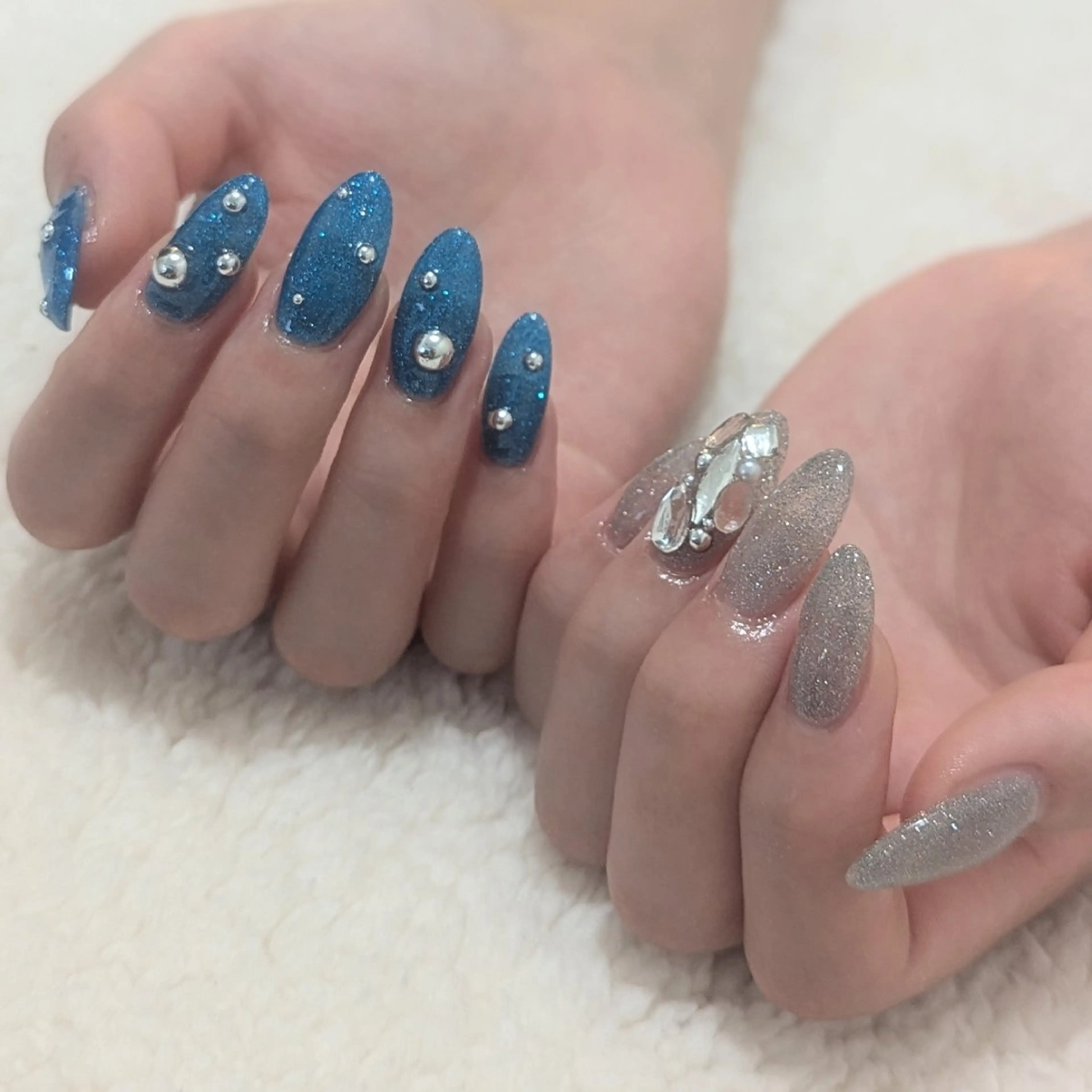 ネイル フラッシュネイル シルバー ストーンネイル VIBLISS福岡店 yurichanのネイルデザイン