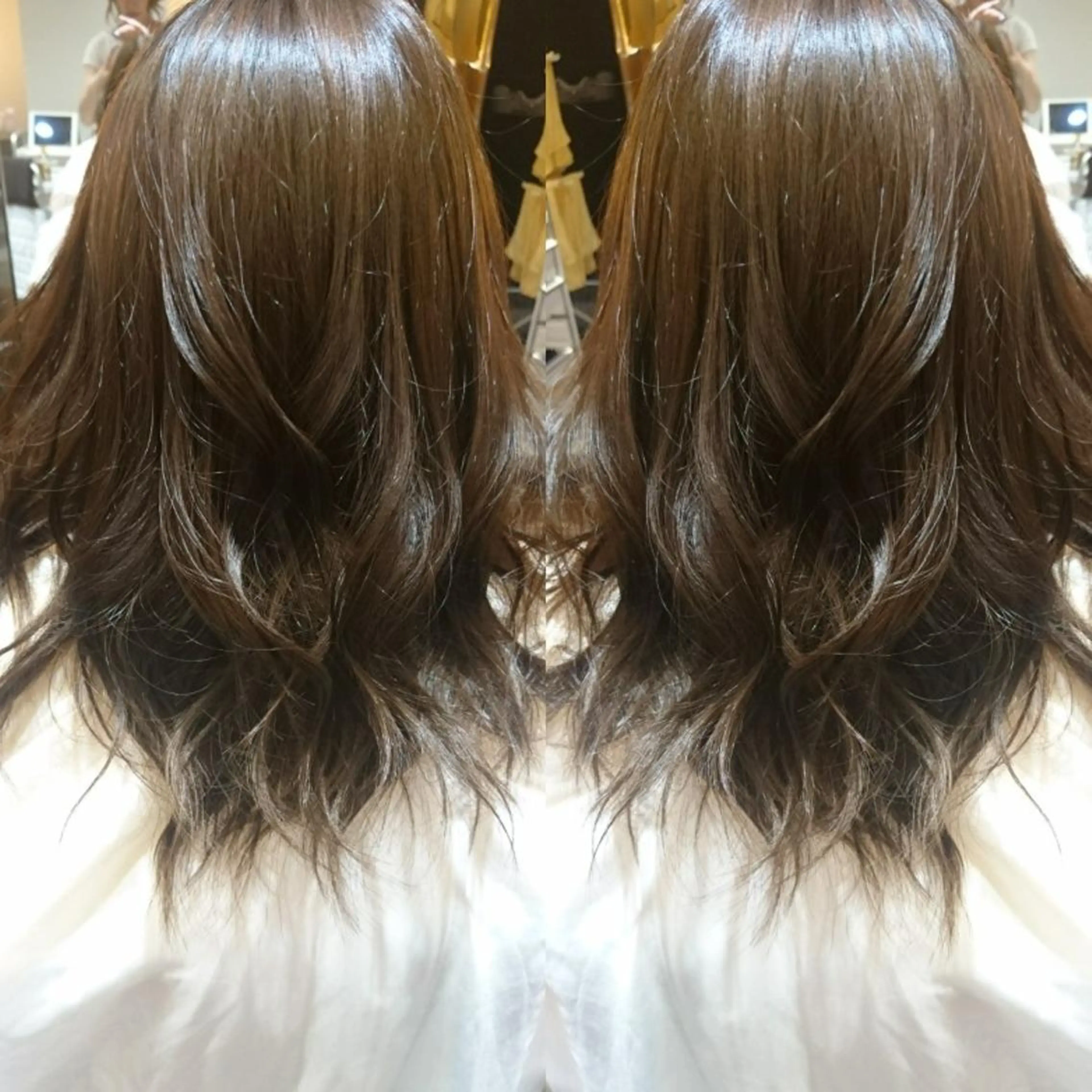 セミロング カラー アッシュ アッシュグレー アッシュグレージュ グラデーションカラー グレージュ 永島 さとみのマツエク・マツパデザイン