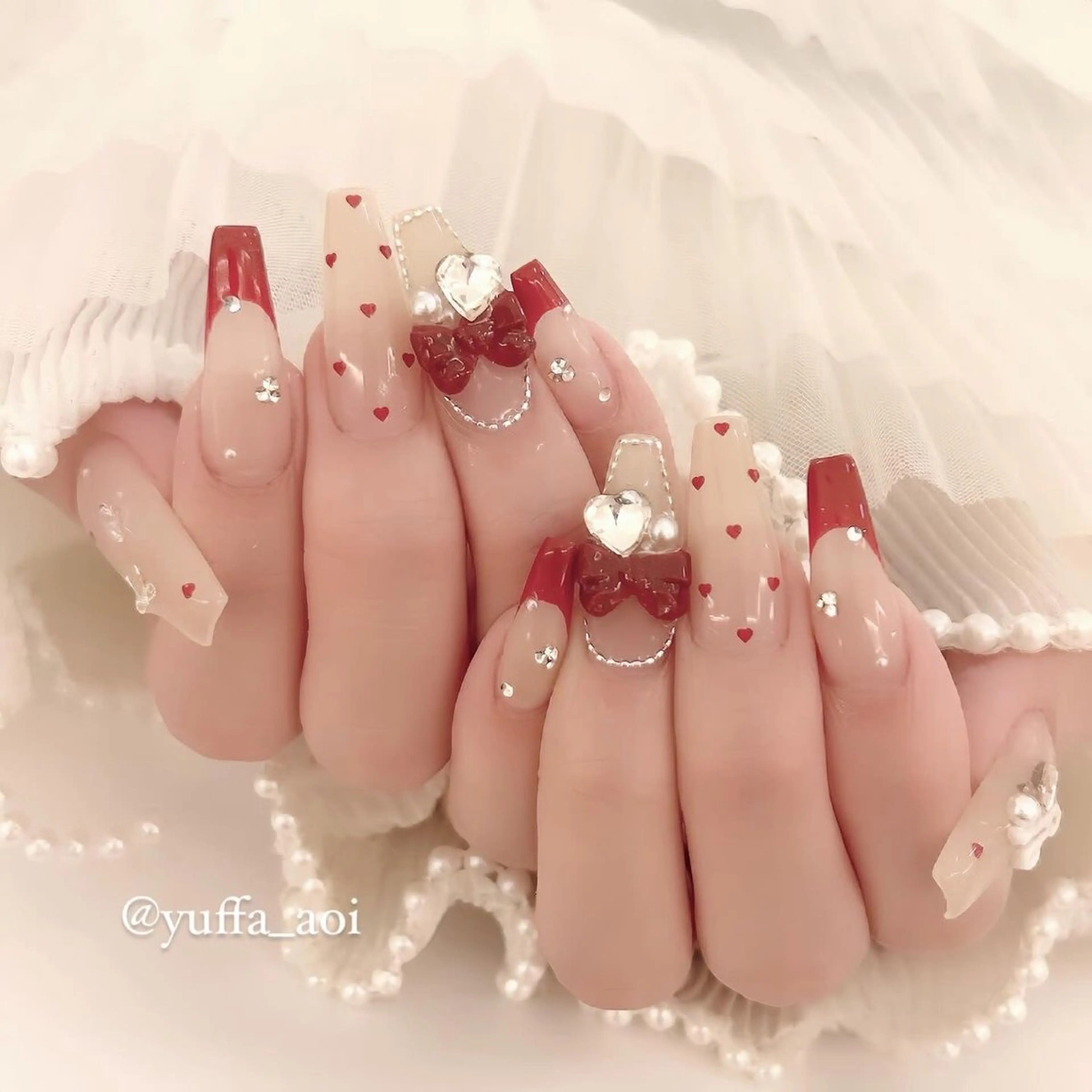 ネイル グラデーション ラメ(グリッター) マグネットネイル ミラーネイル ニュアンスネイル ハンドネイル Lumi de nailsのネイルデザイン