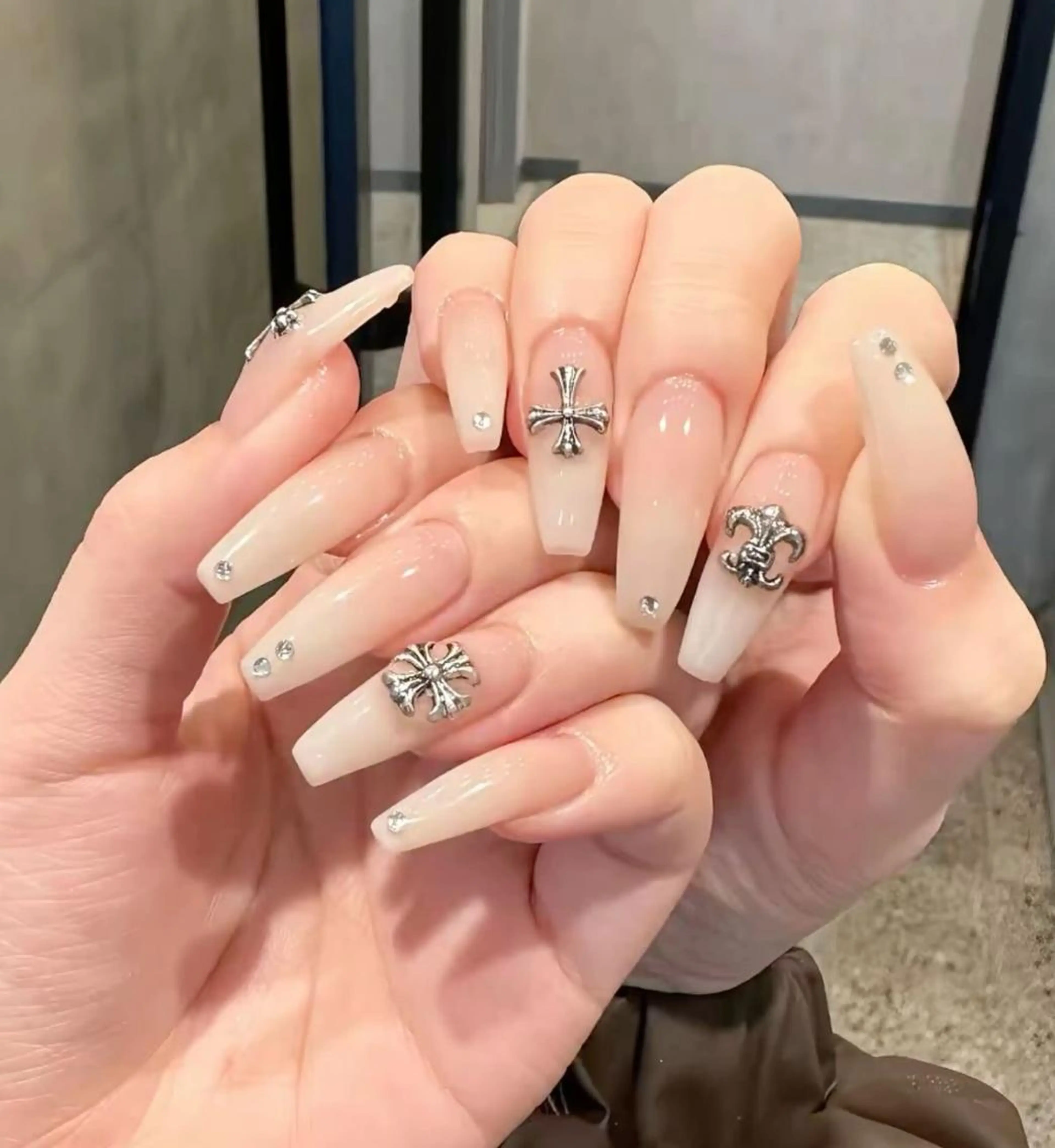 ネイル アートネイル ジェルネイル 持ち込み ニュアンスネイル 夏ネイル アンアンBelle Nail 池袋のネイルデザイン
