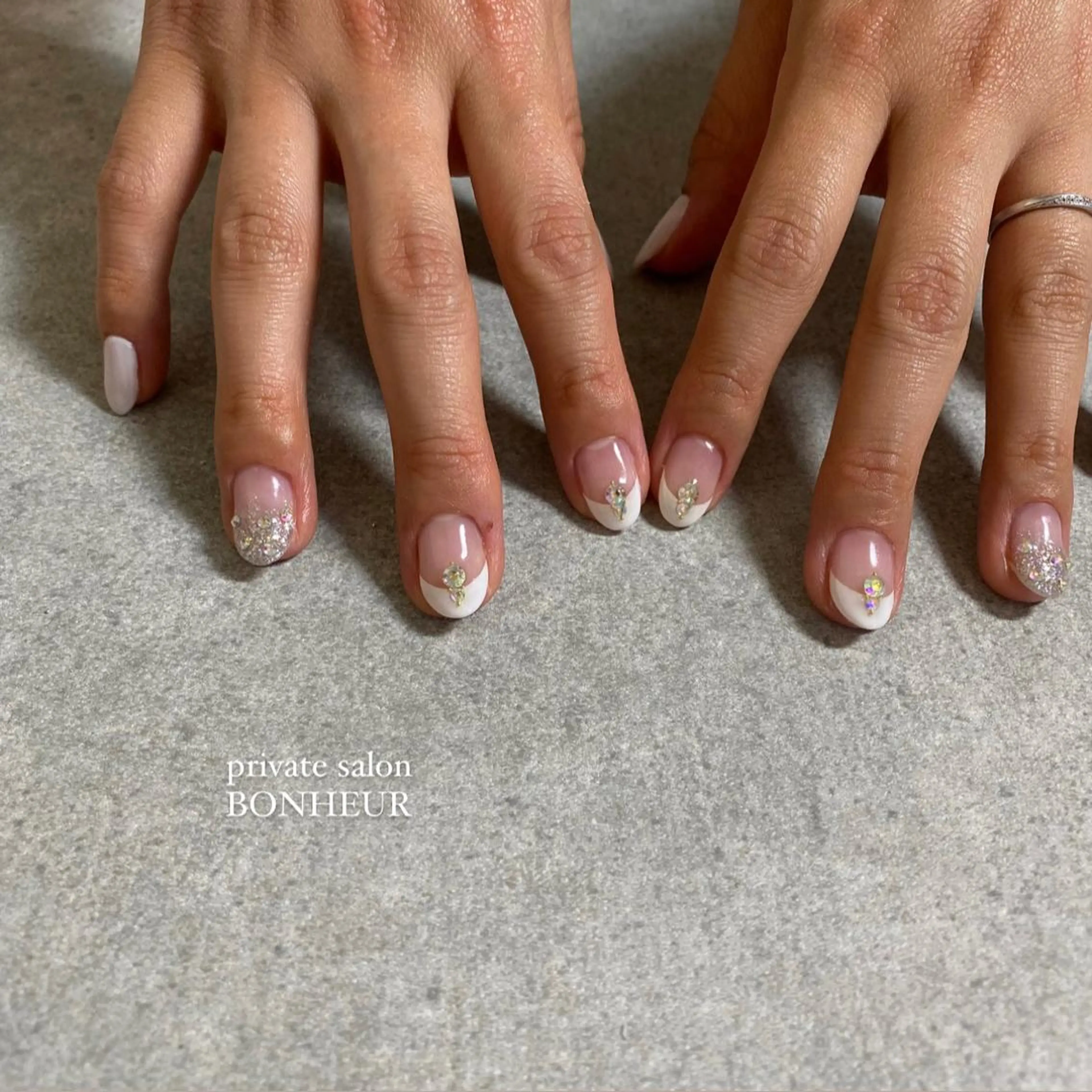 ネイル ハンドネイル BONHEUR Annaのネイルデザイン