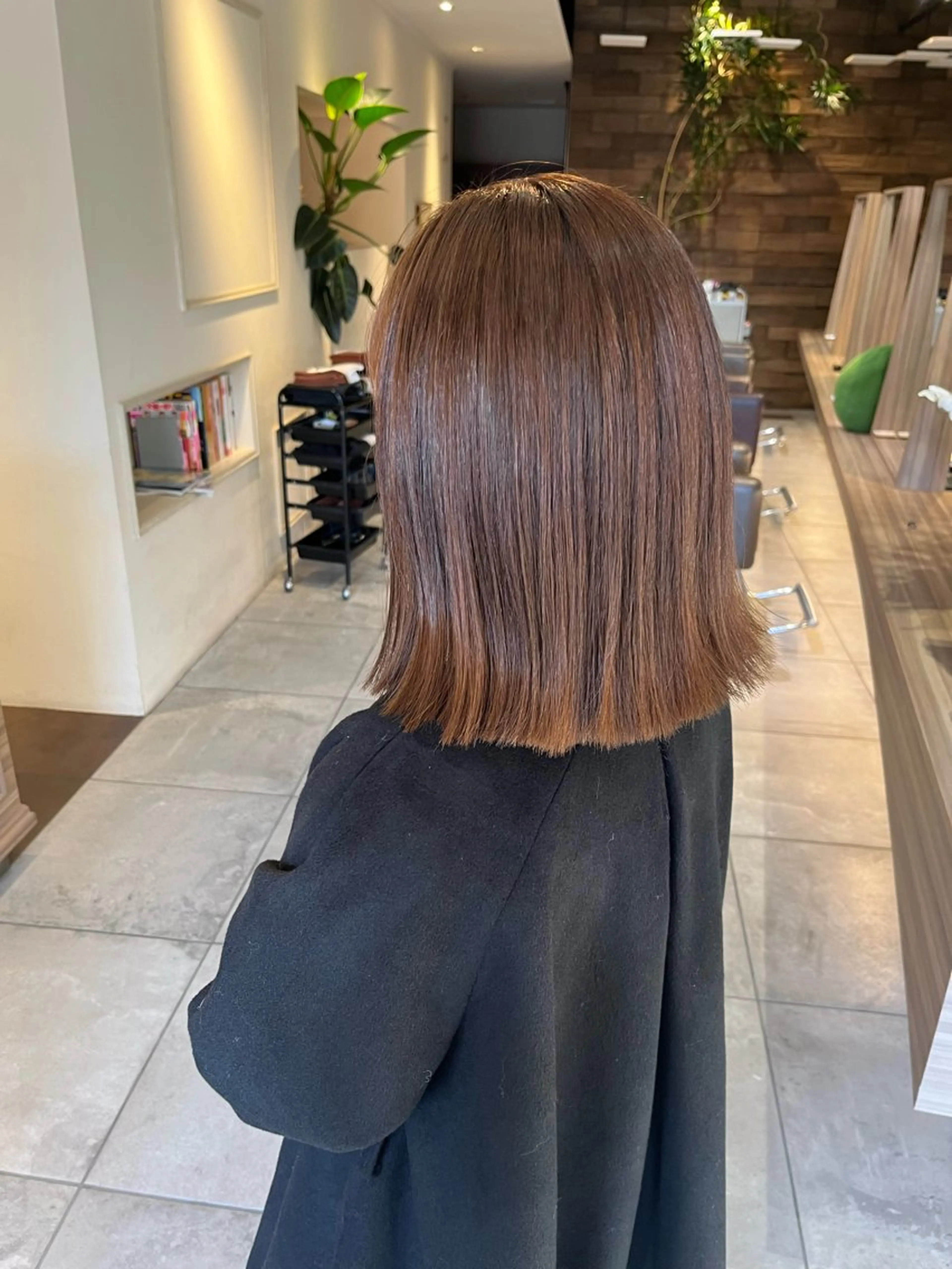 ミディアム カラー ボブ 髪質改善 カット 縮毛矯正 川越 輝梨奈のヘアスタイル