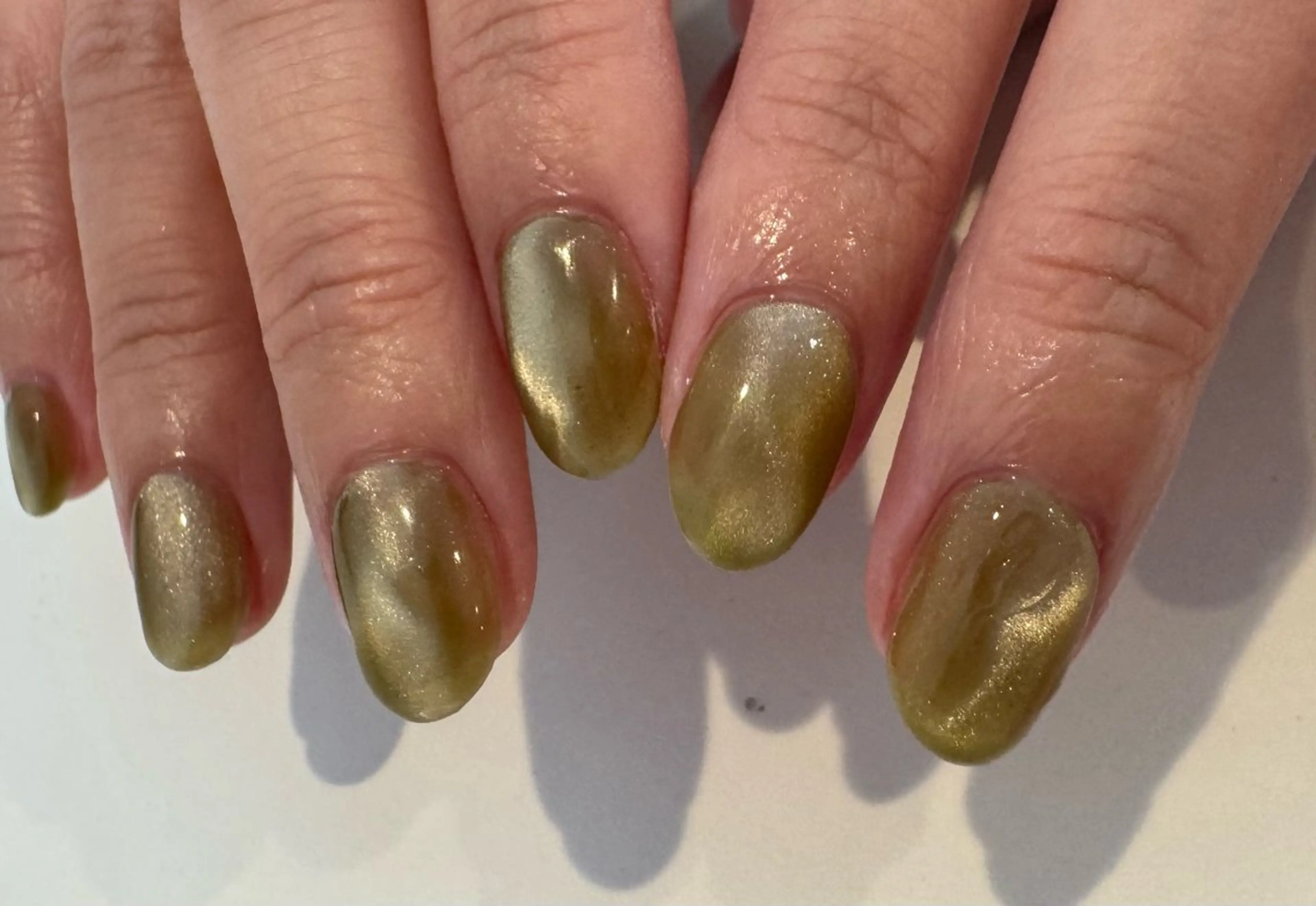 ネイル マグネットネイル yglow 【yuri】のネイルデザイン