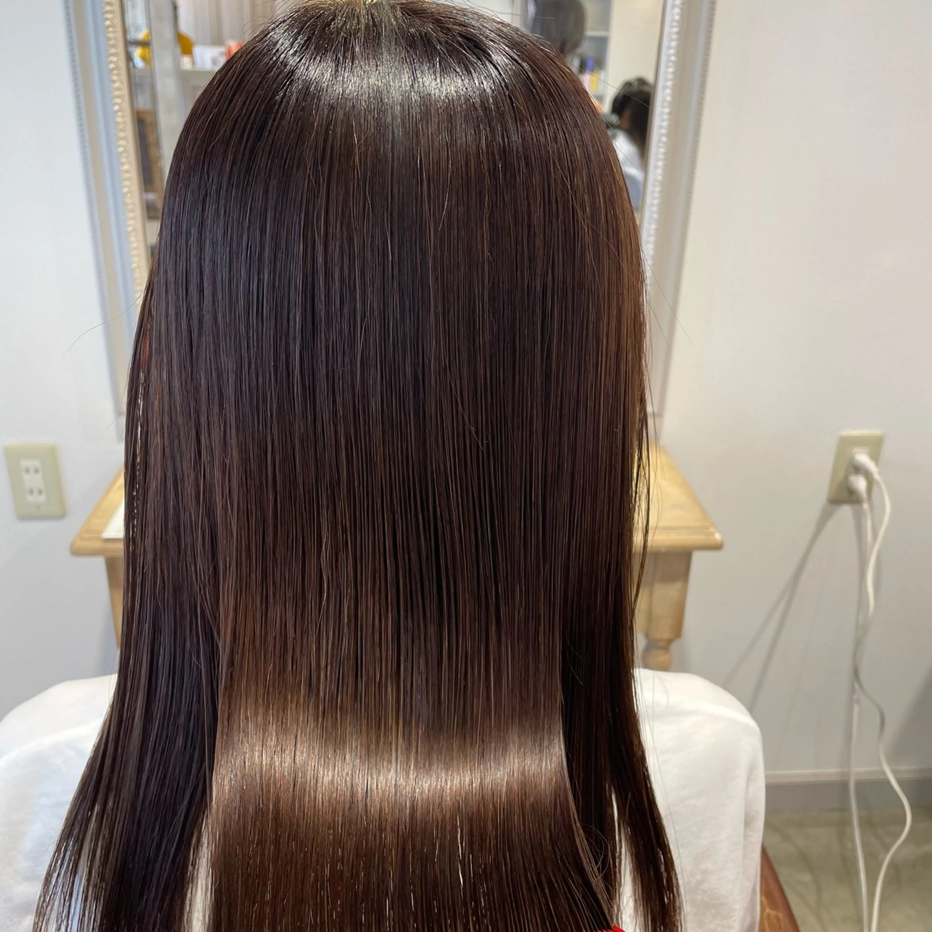 ロング 縮毛矯正 【脱白髪染め】【髪質 改善】仲井槙一のヘアスタイル