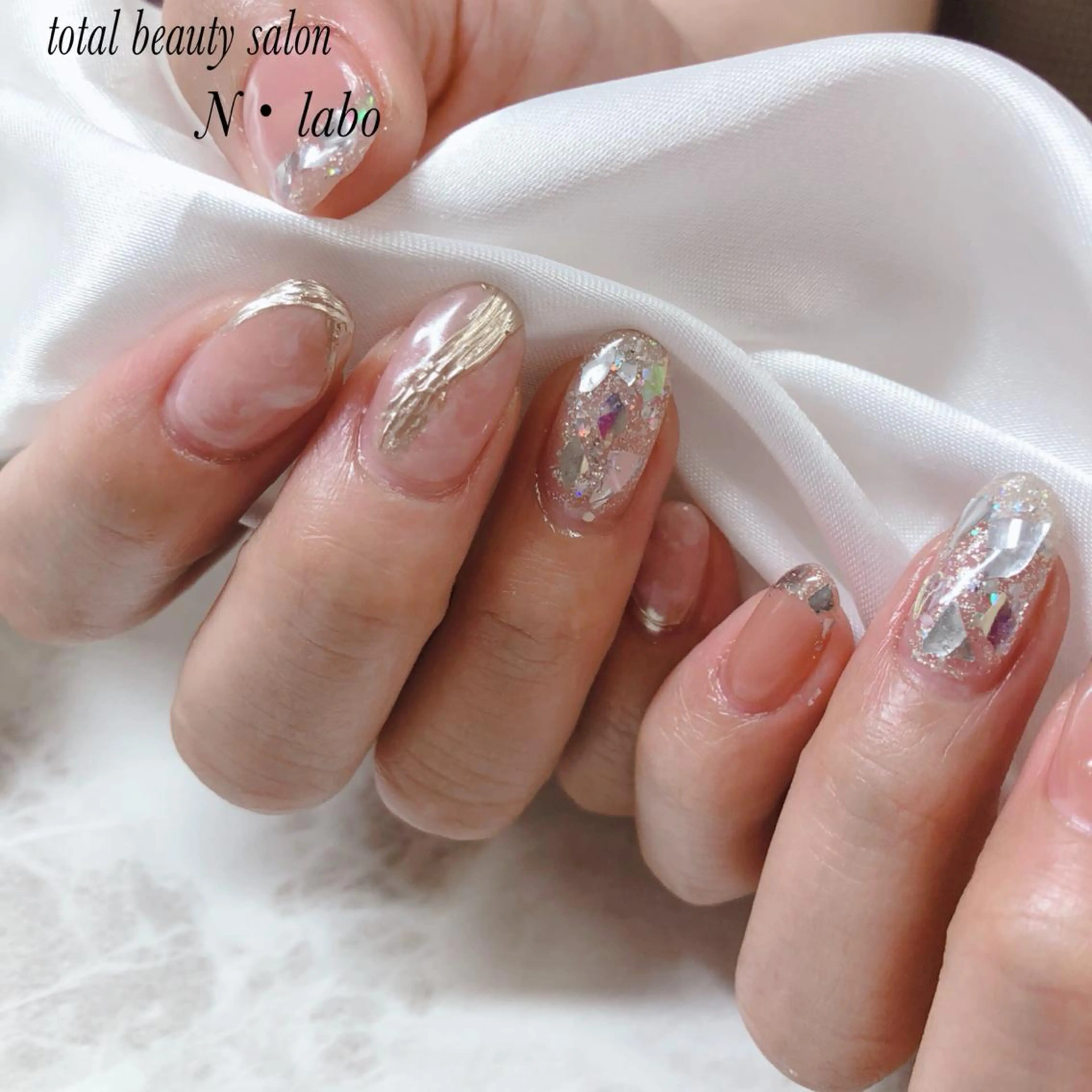 ネイル フレンチネイル ジェルネイル ガラスフレンチ ニュアンスネイル オフィスネイル Gracias. rieのネイルデザイン