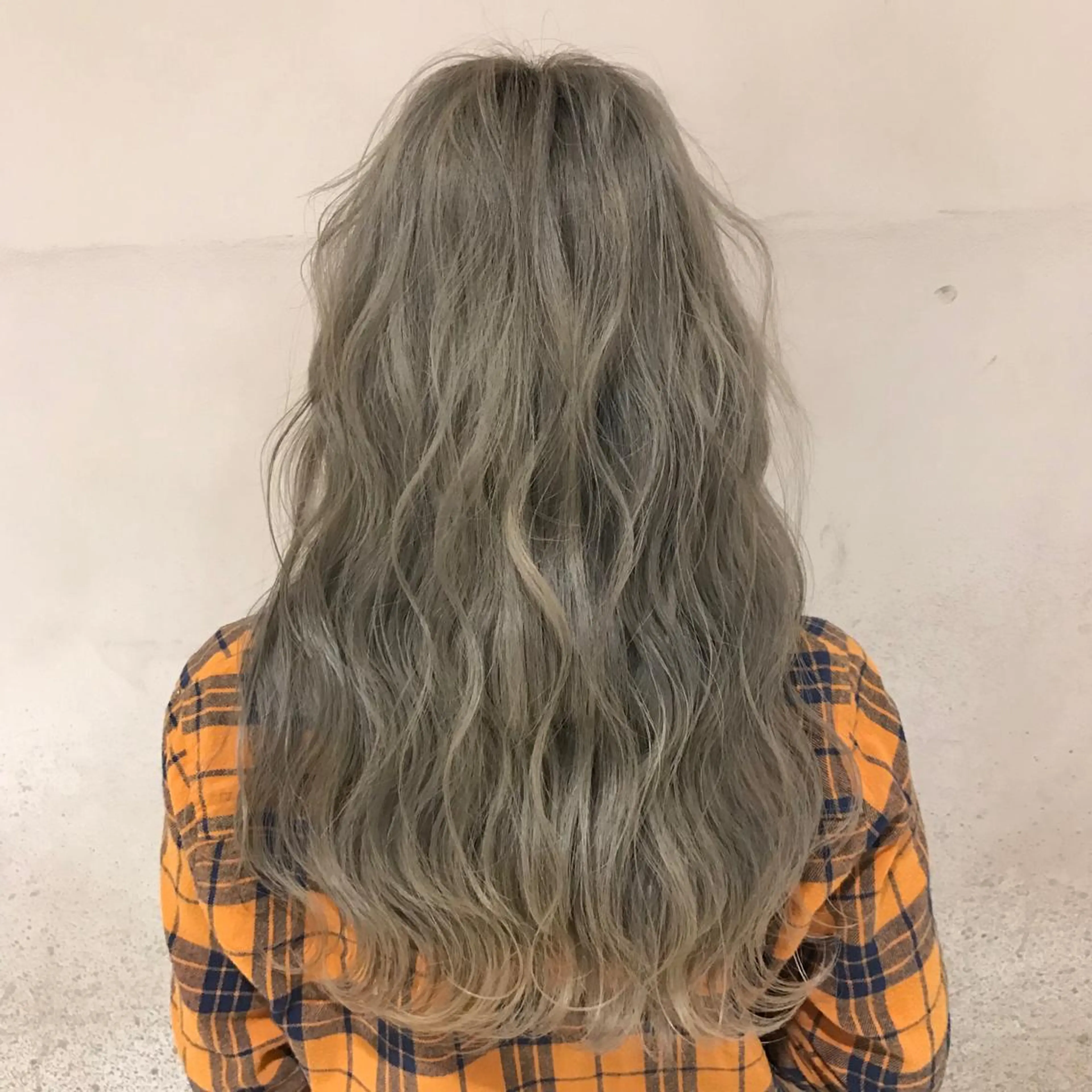 セミロング カラー 福原 優介のヘアスタイル