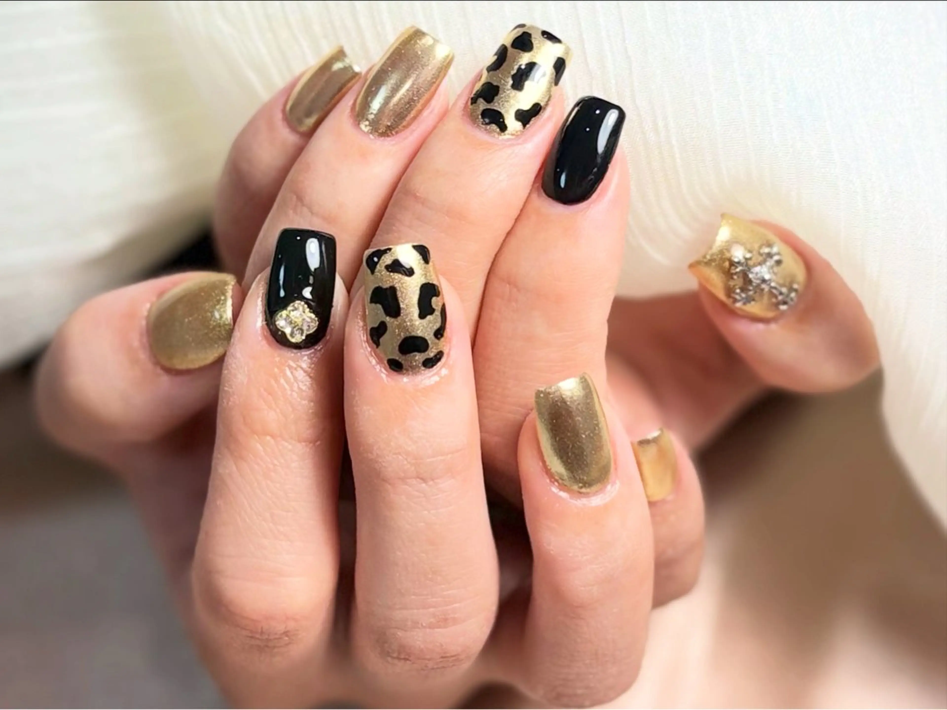 ネイル アニマル柄 ハンドネイル RMS  nail miwakoのネイルデザイン