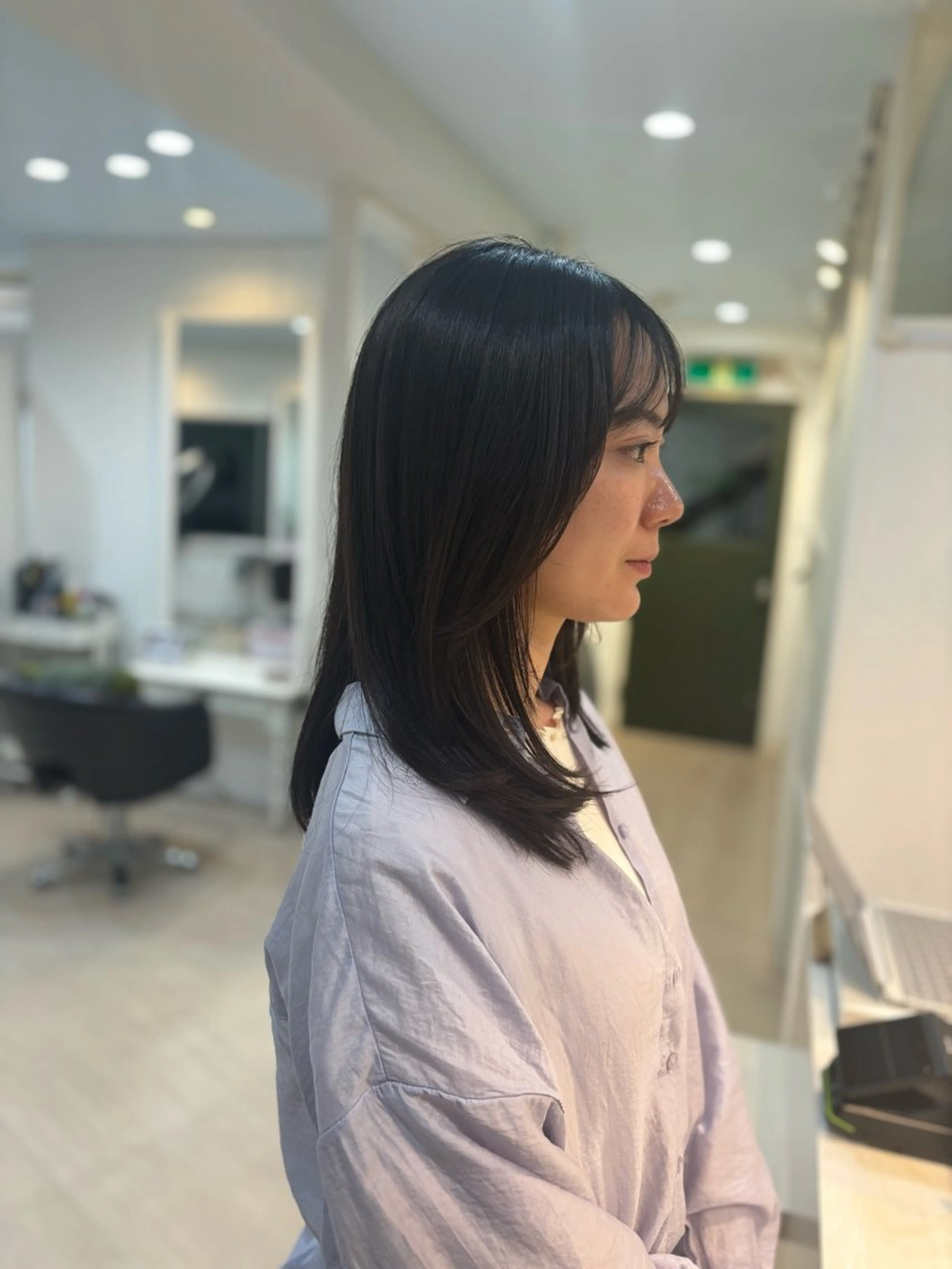 セミロング カラー 韓国風⭐️くびれヘア 🍀高津かえでのヘアスタイル