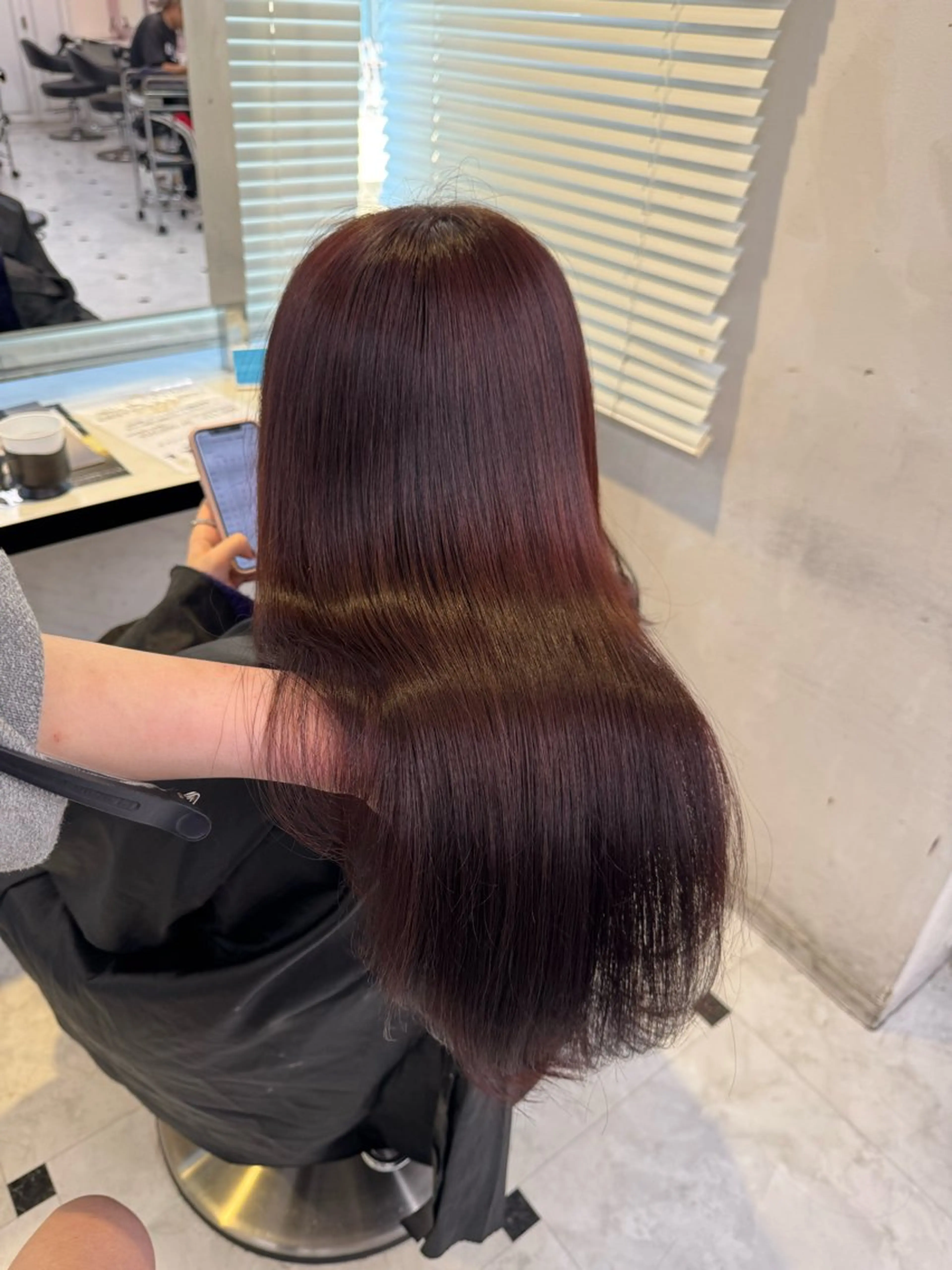 セミロング ヘアカラー トリートメント ヘッドスパ ヘアセット ♥️韓国風透明感 暖色misa♥️のヘアスタイル