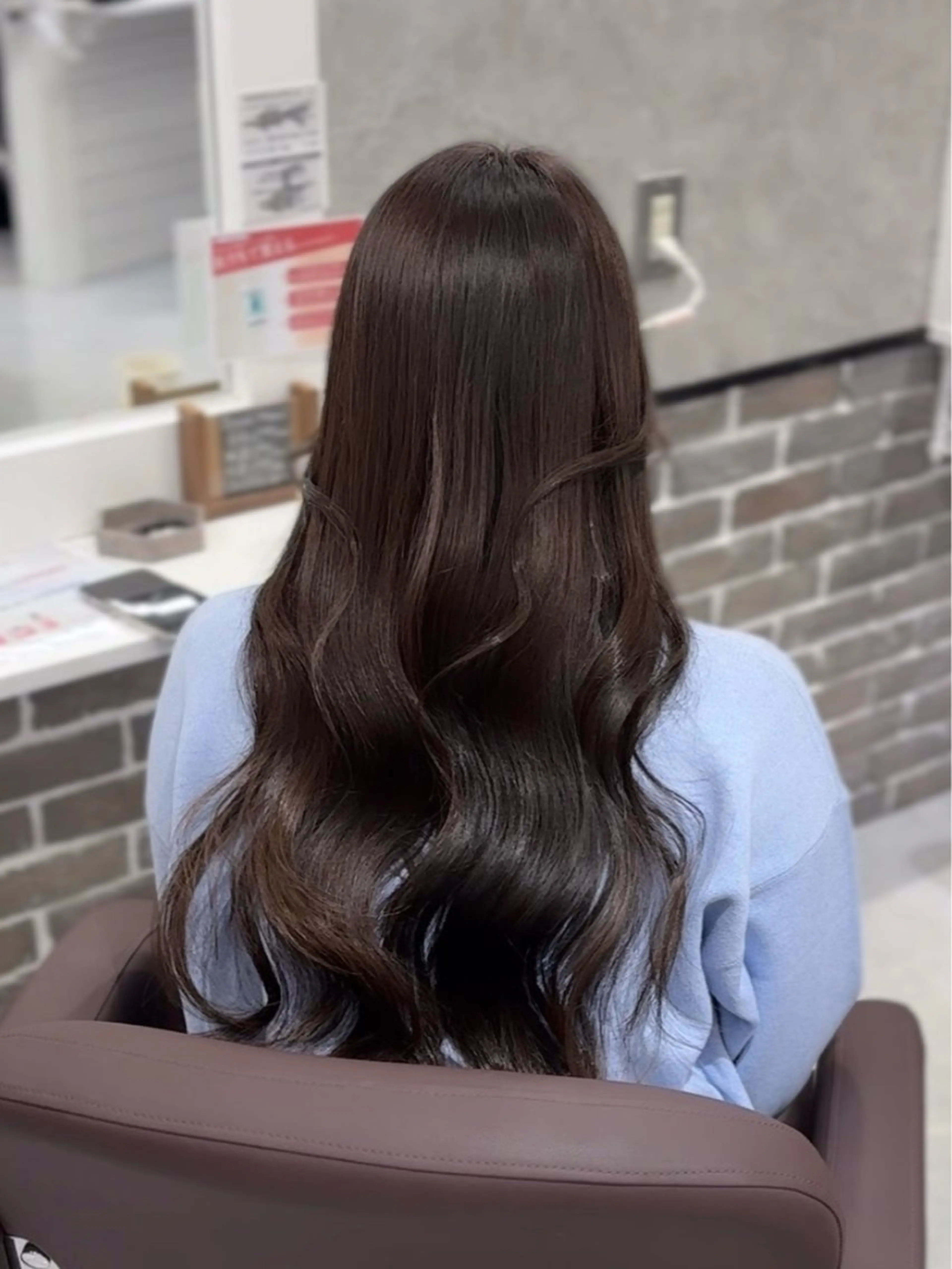 ロング アッシュ カット ヘアカラー トリートメント Aura 髪質改善＆韓国レイヤー所属・あい❤︎ /髪質改善/韓国巻きのヘアスタイル