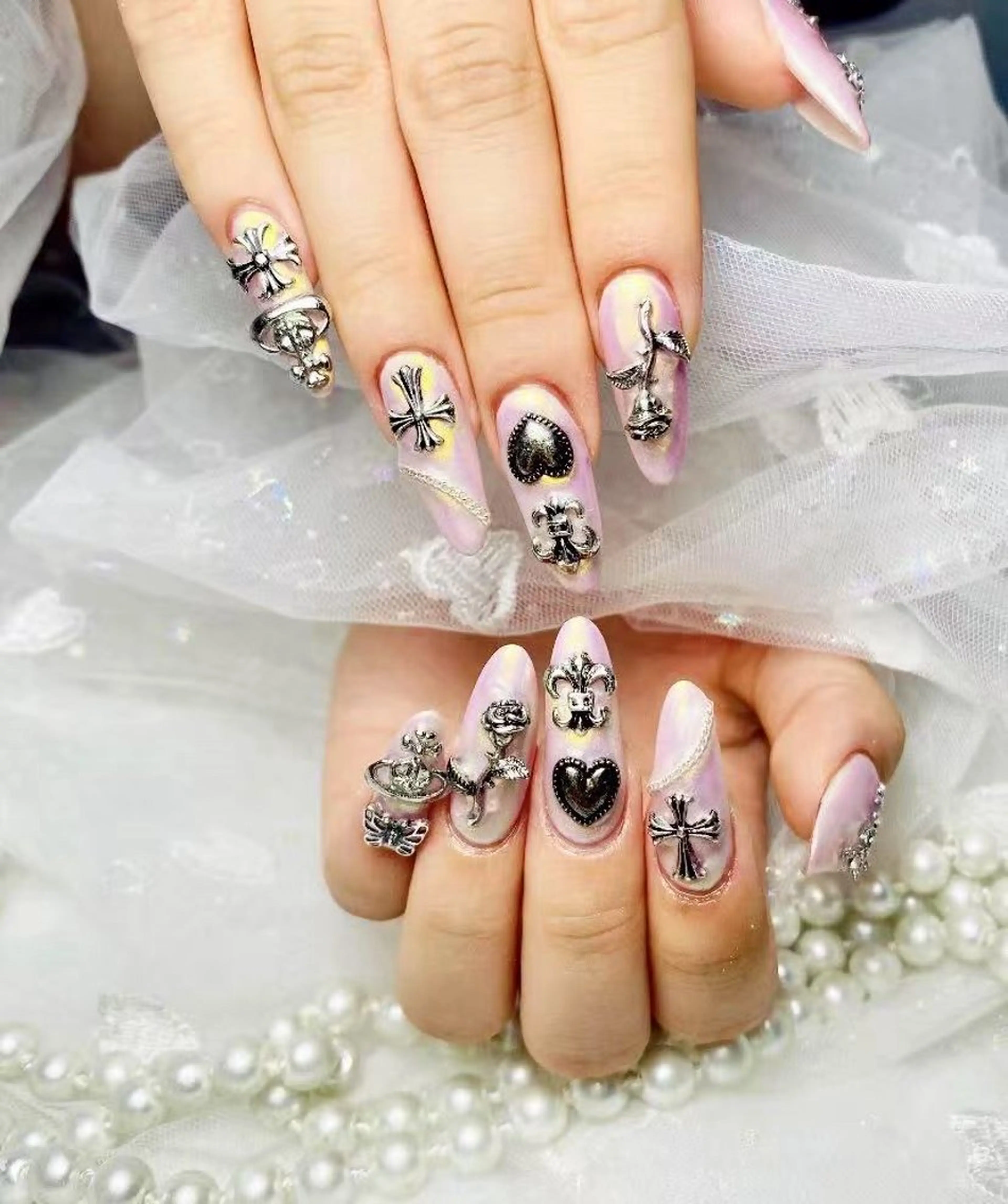 ネイル チョウ チョウのネイルデザイン