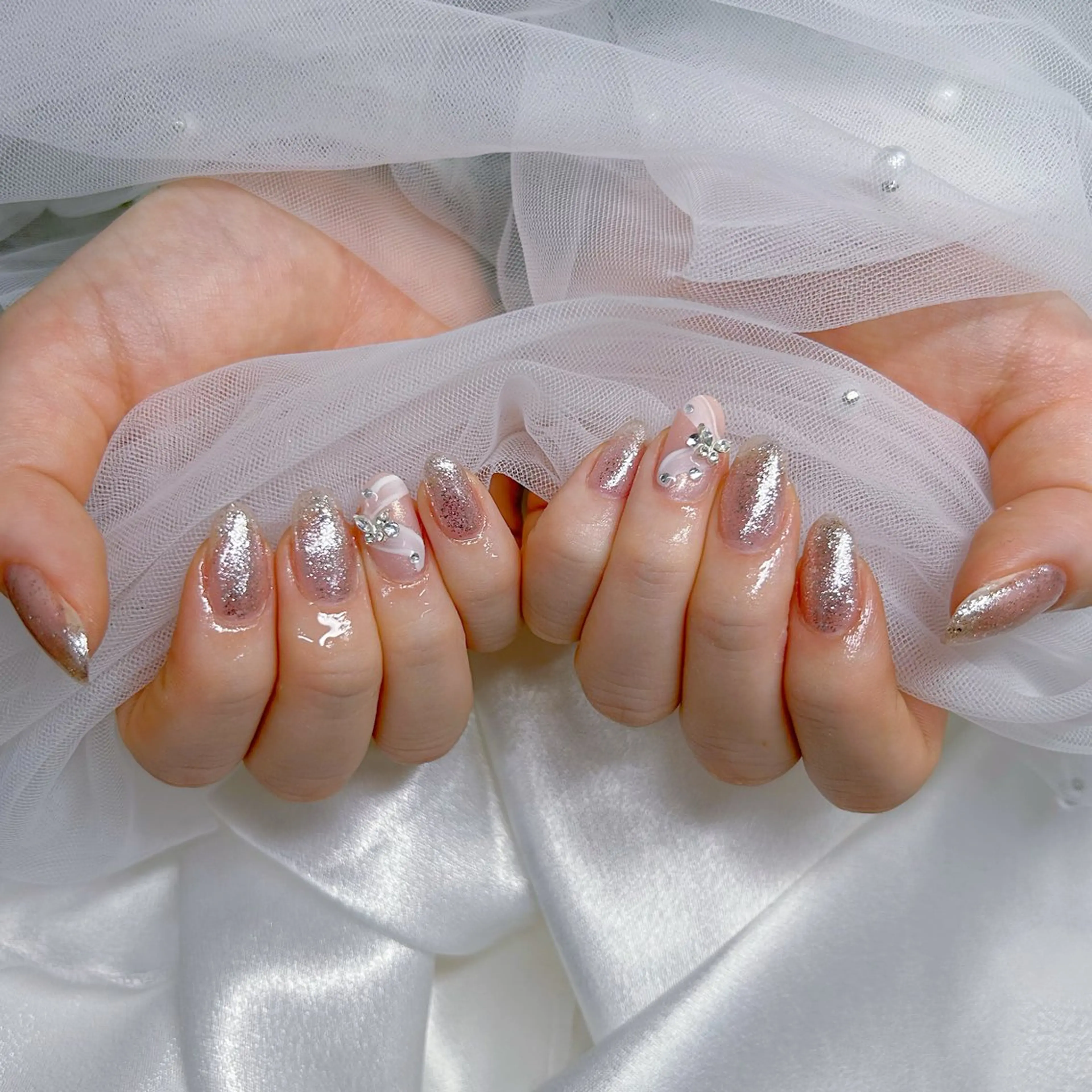 ネイル ハンドネイル 伊藤 彩名のネイルデザイン