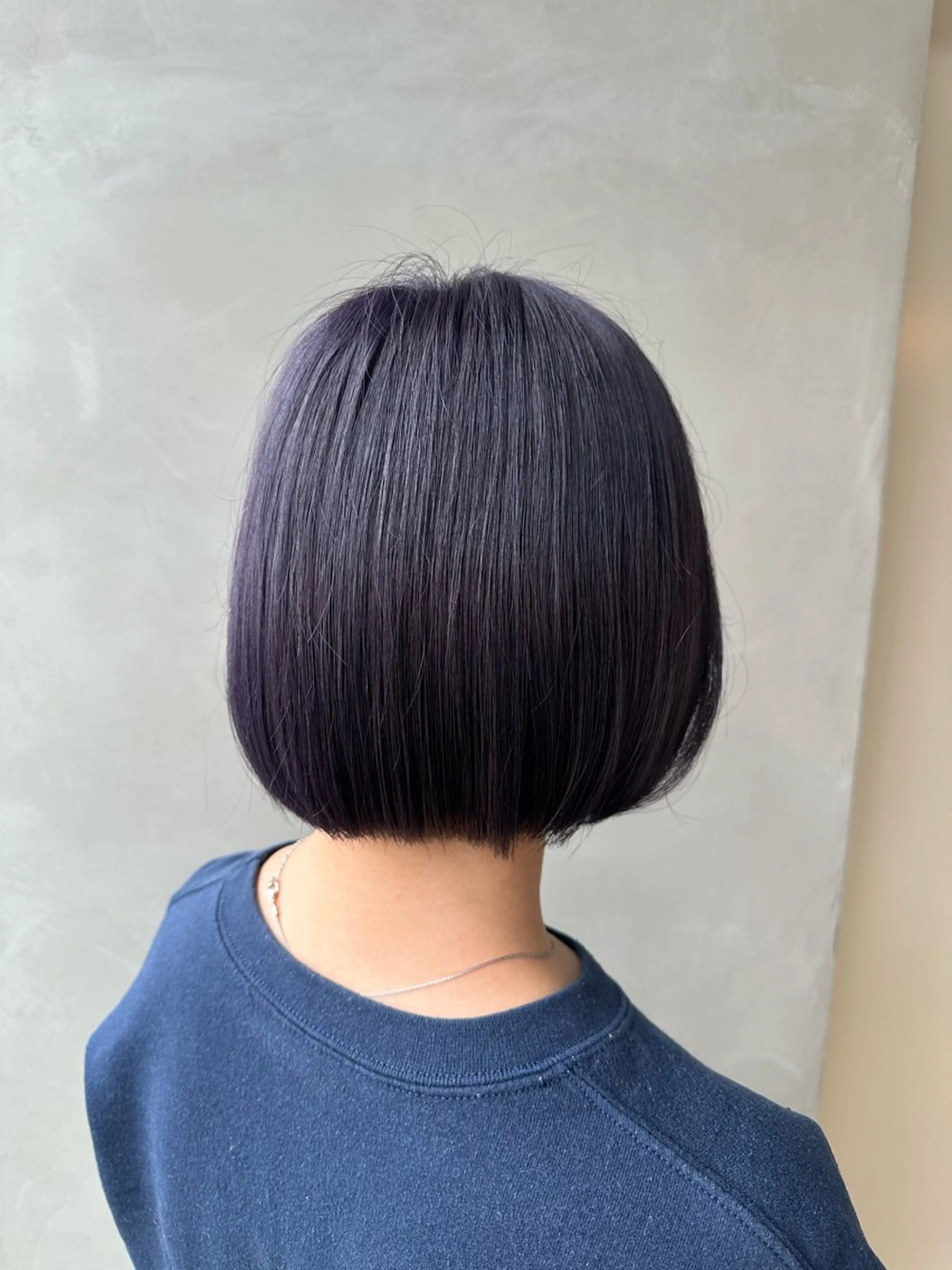ショート パープルカラー ANGELICA 西平 碧のヘアスタイル