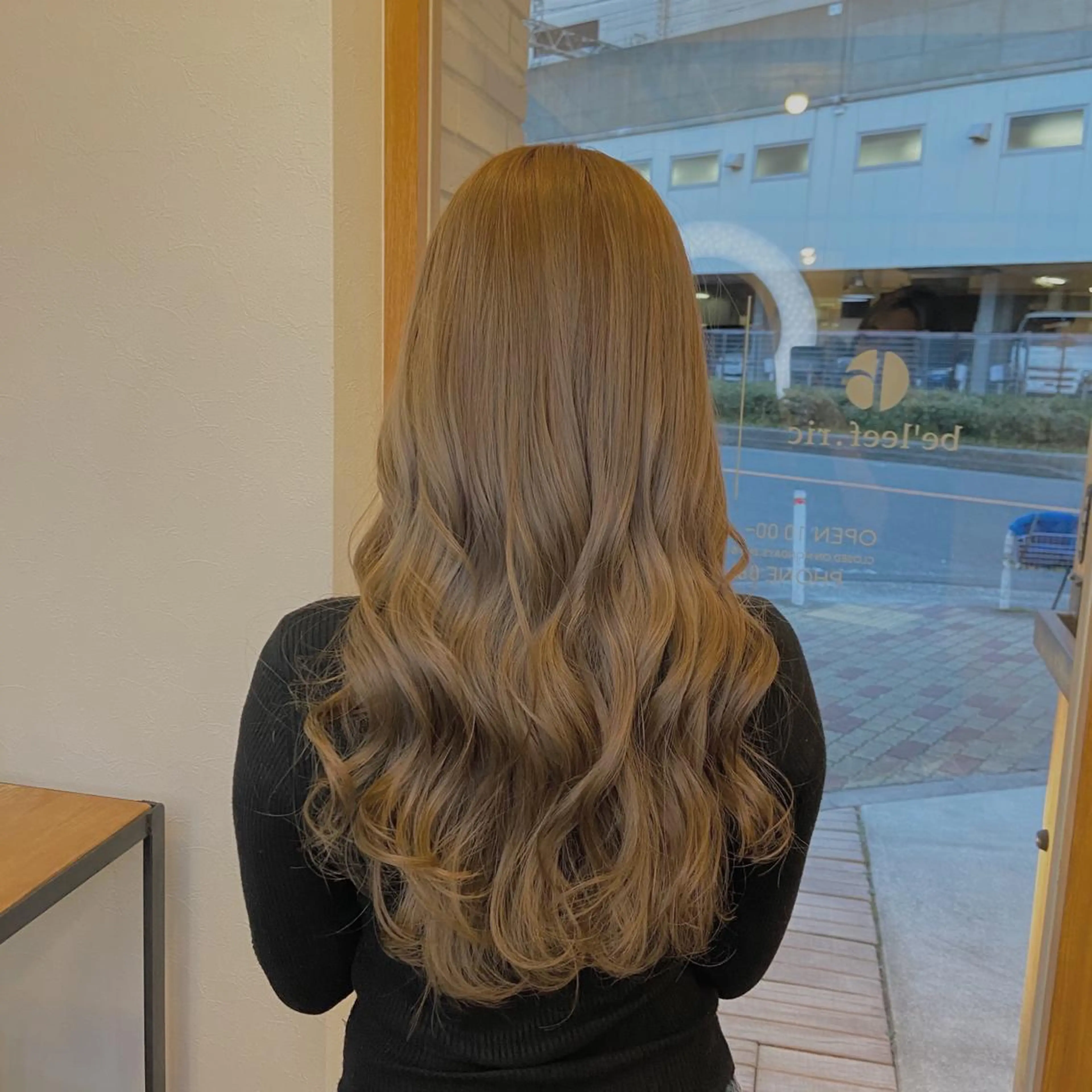 ロング 韓国|ミルクティ momoeのヘアスタイル