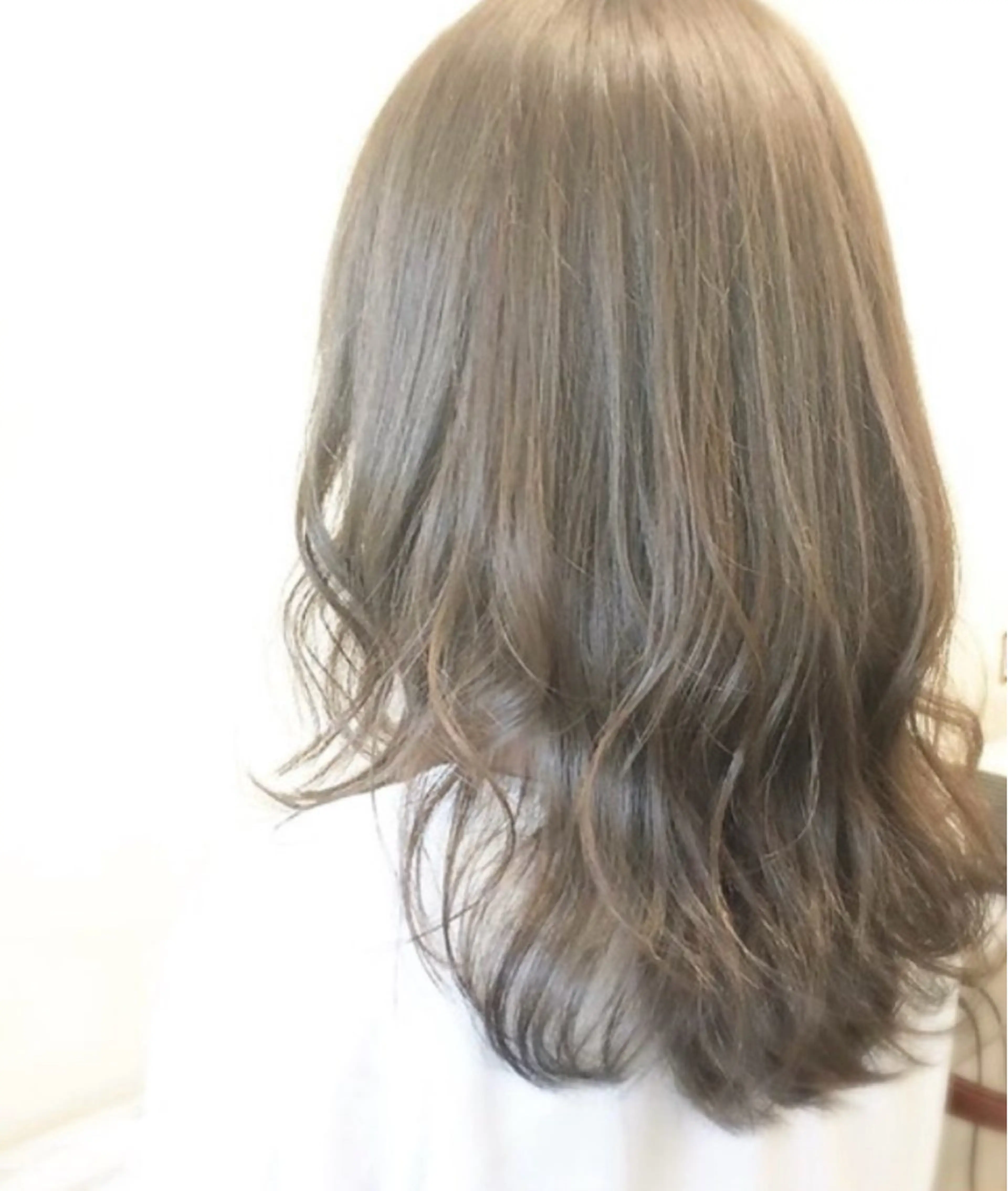 カット+コスメデジタルパーマモデルの写真