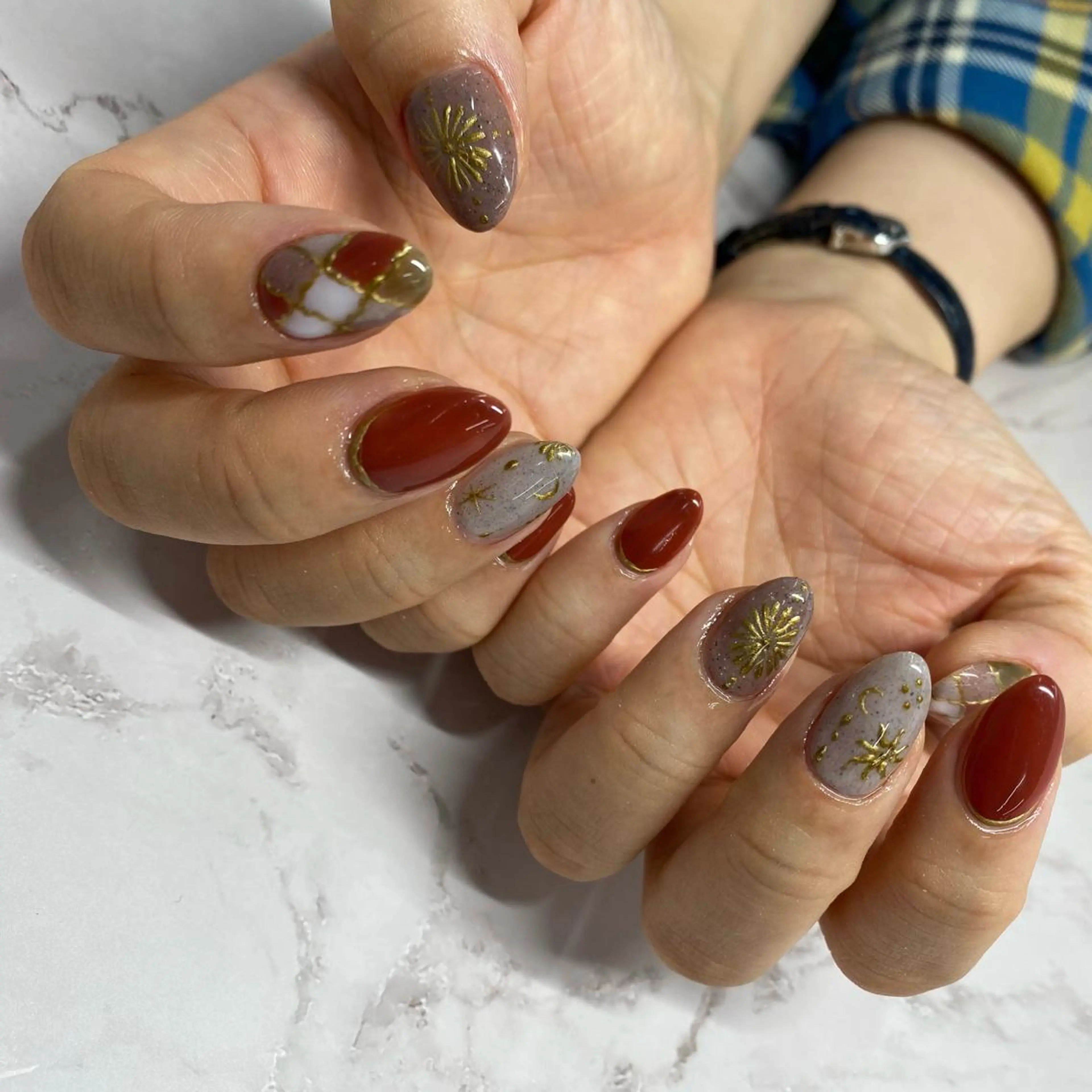 ネイル ネイルサロン 9Carats神田のネイルデザイン