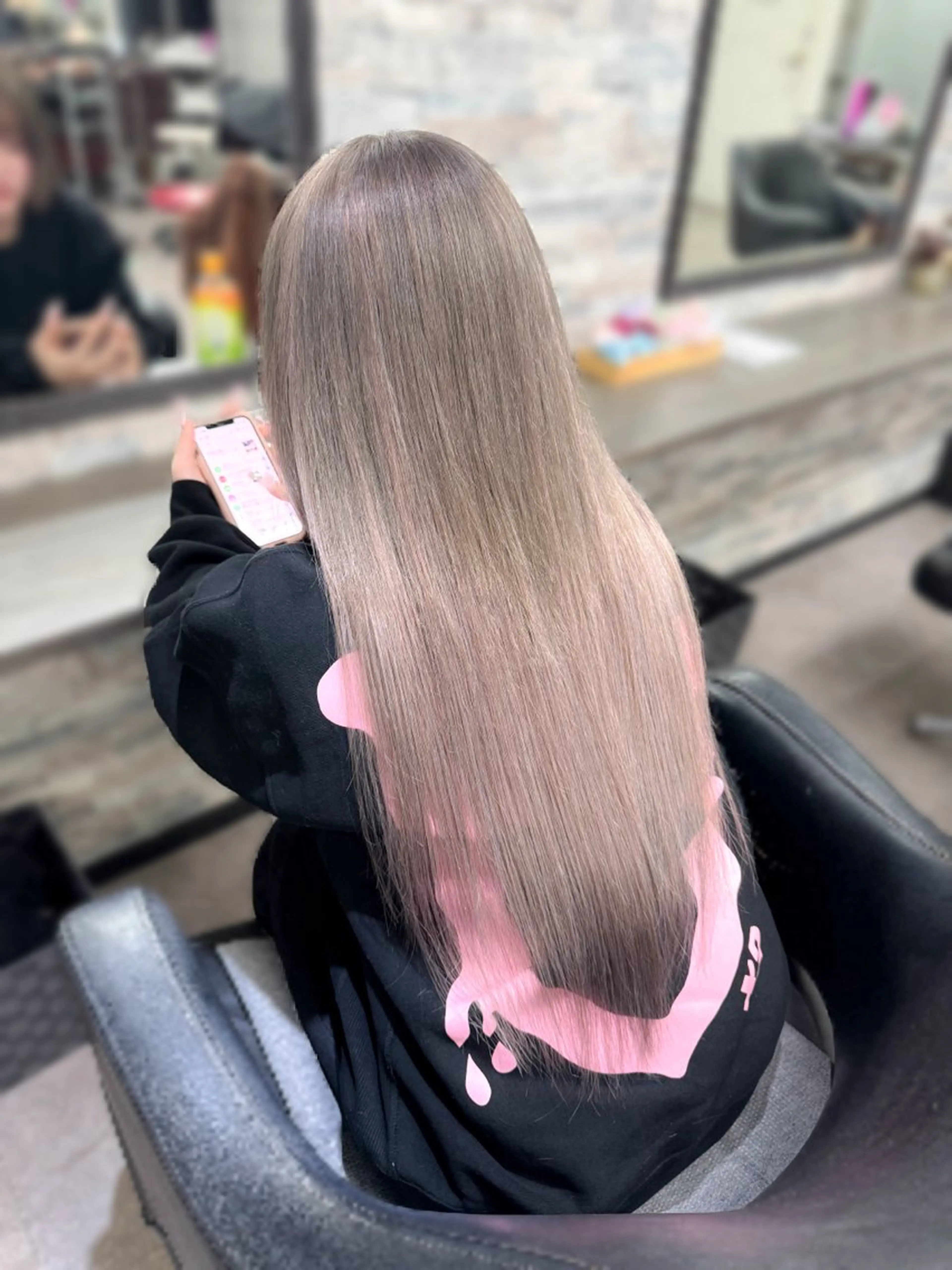 ロング カラー カット ヘアカラー トリートメント エクステ ハイトーンエクステ 🎩カズキ🎩のヘアスタイル