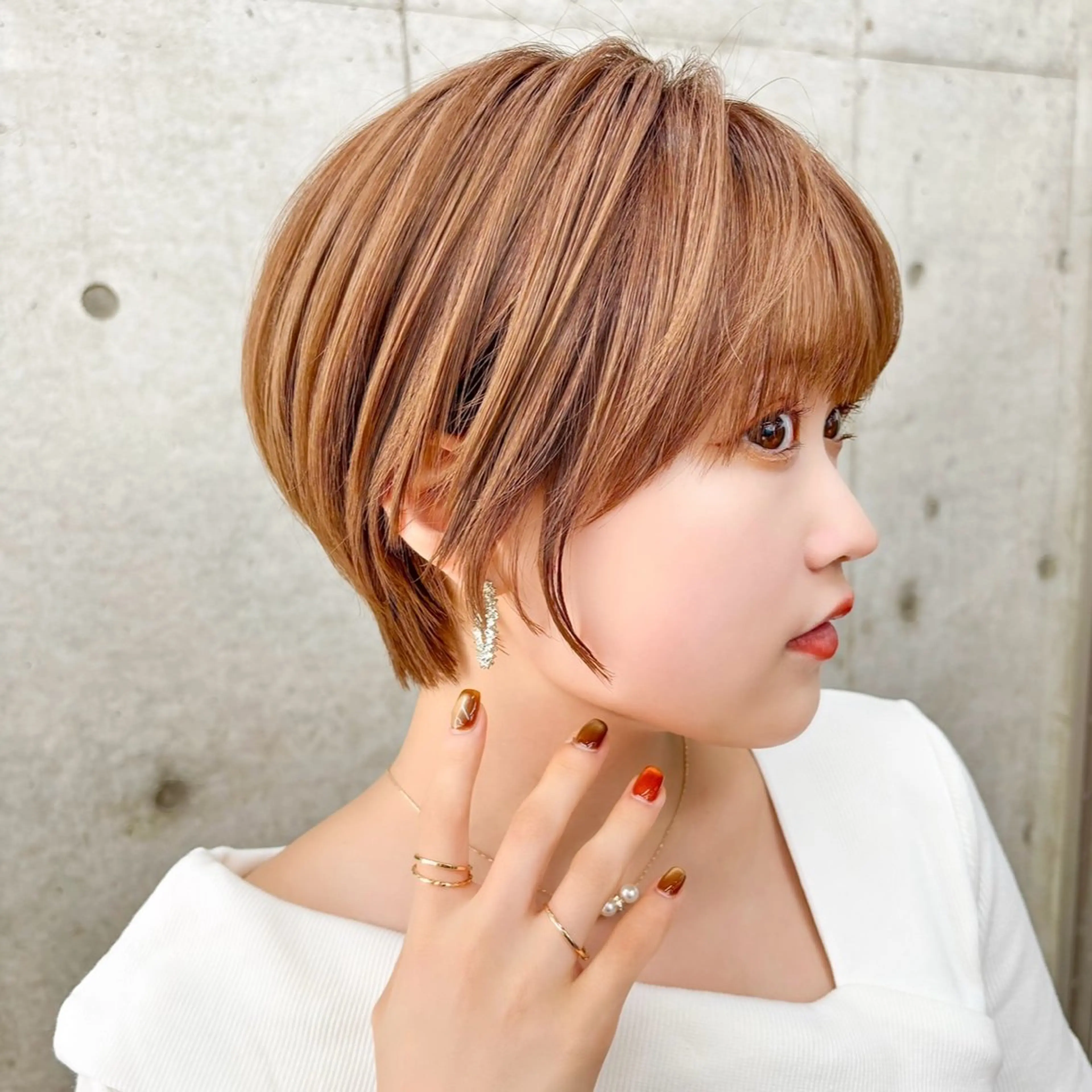 ショート ボブ/レイヤー/ 縮毛矯正/ 渡邊莉玖のヘアスタイル