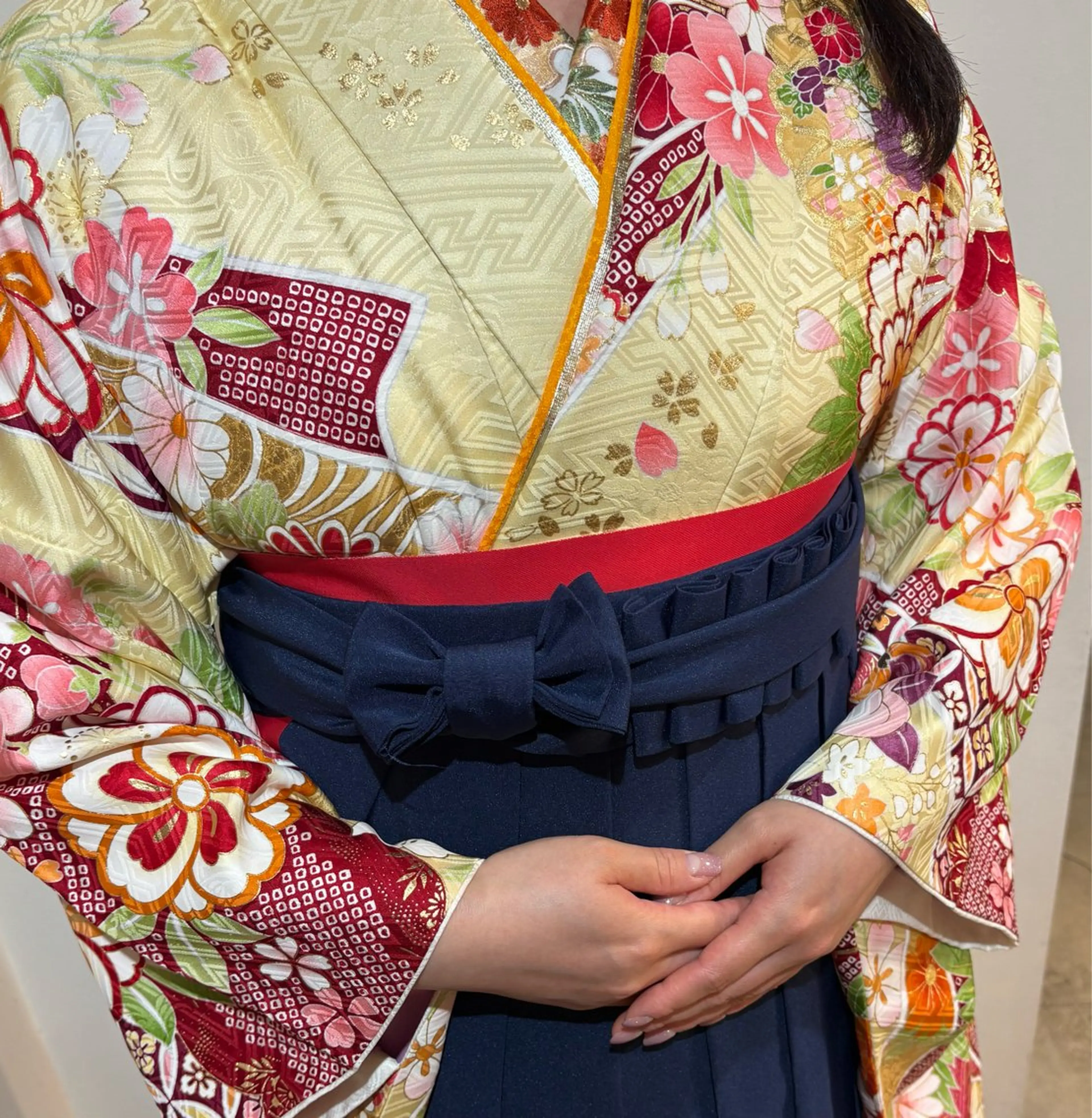 着付け COLO✨️ 白川綺香のヘアスタイル