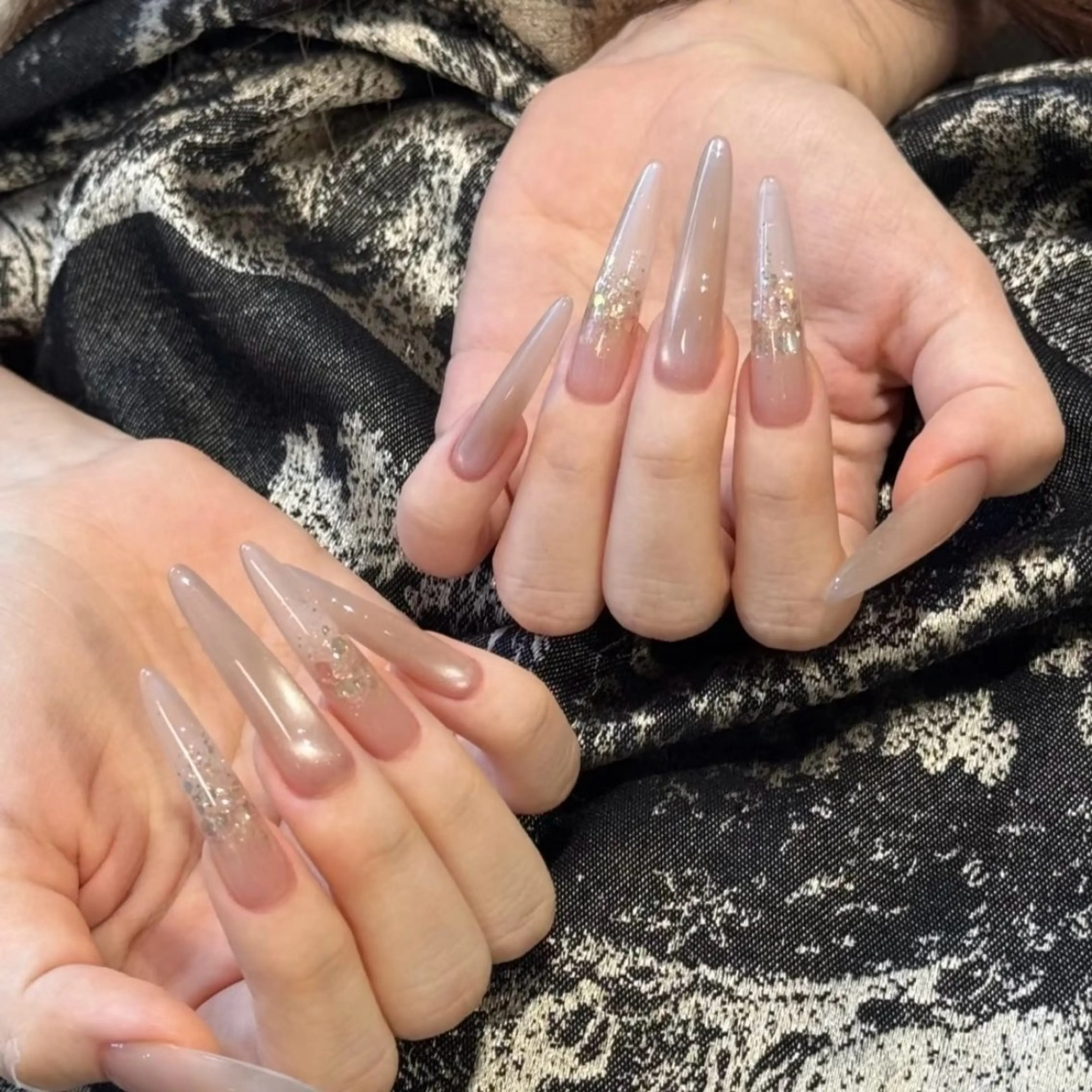 ネイル キラキラネイル Best  nail 結衣のマツエク・マツパデザイン