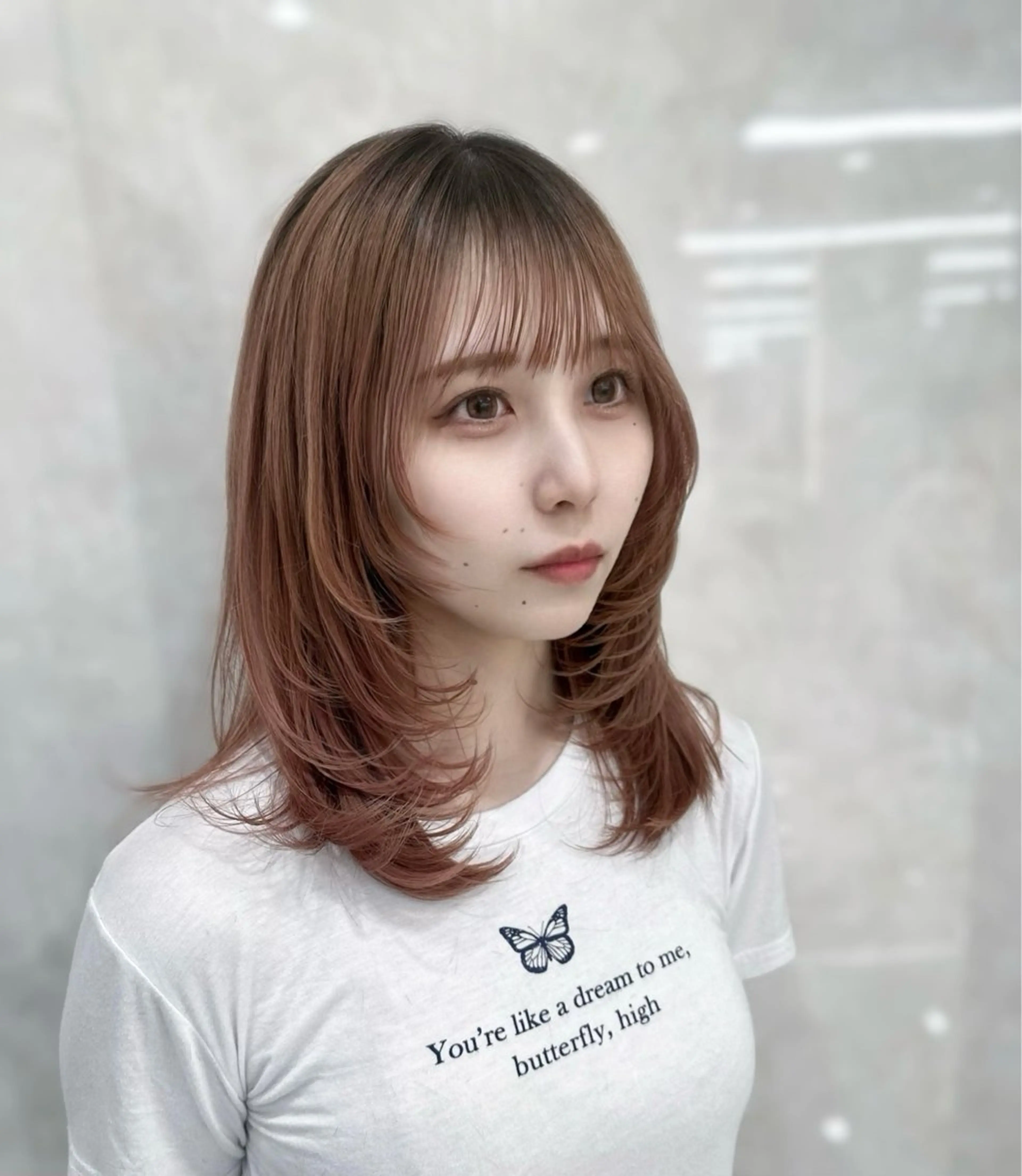 ミディアム レイヤーカット ウルフカット カット 似合わせ/レイヤー /顔まわり/池田歩樹のヘアスタイル