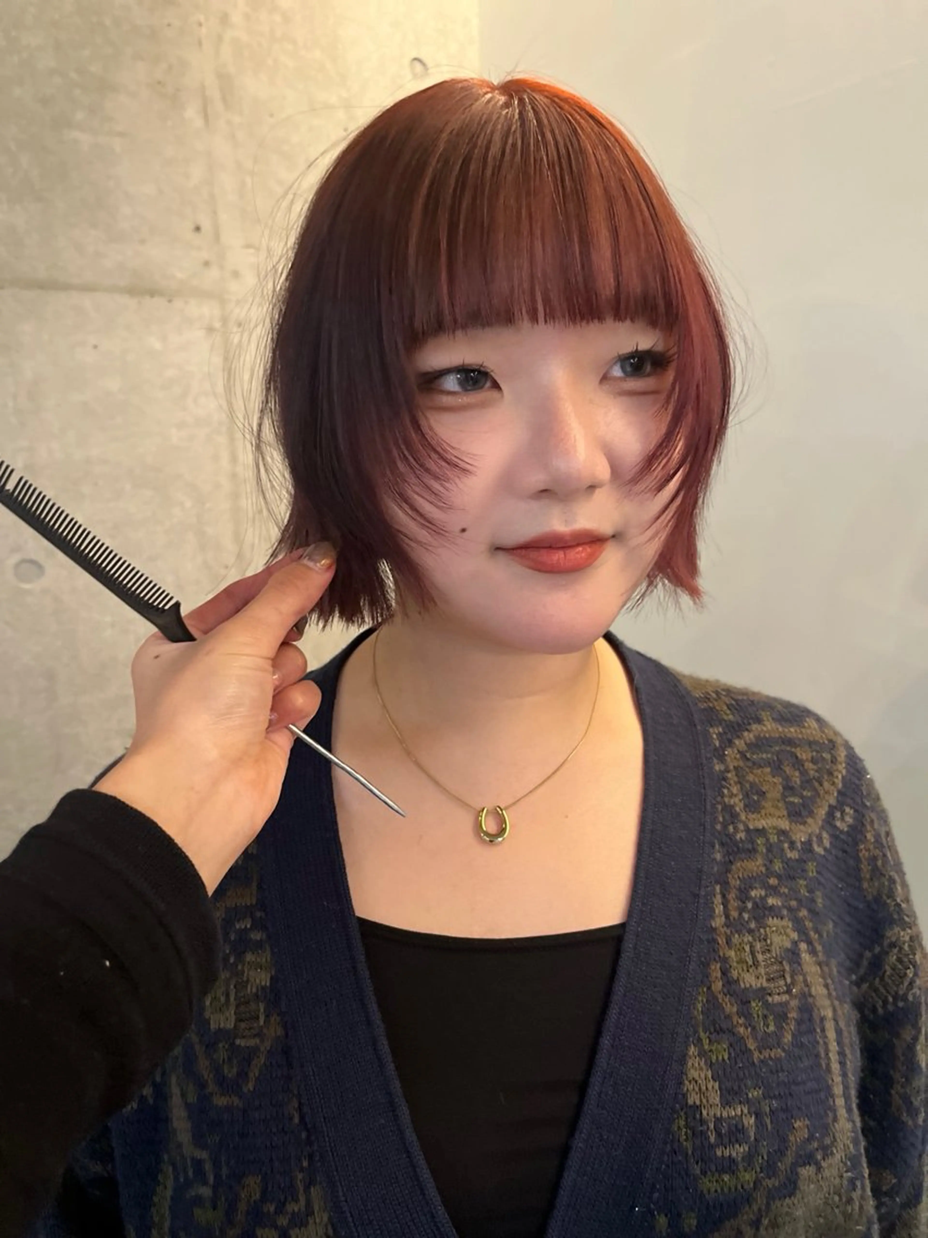 ショート レッドブラウン ボブ 外ハネヘア ウルフカット カット ヘアカラー レイヤーカット\ウル フ　chinatsuのヘアスタイル