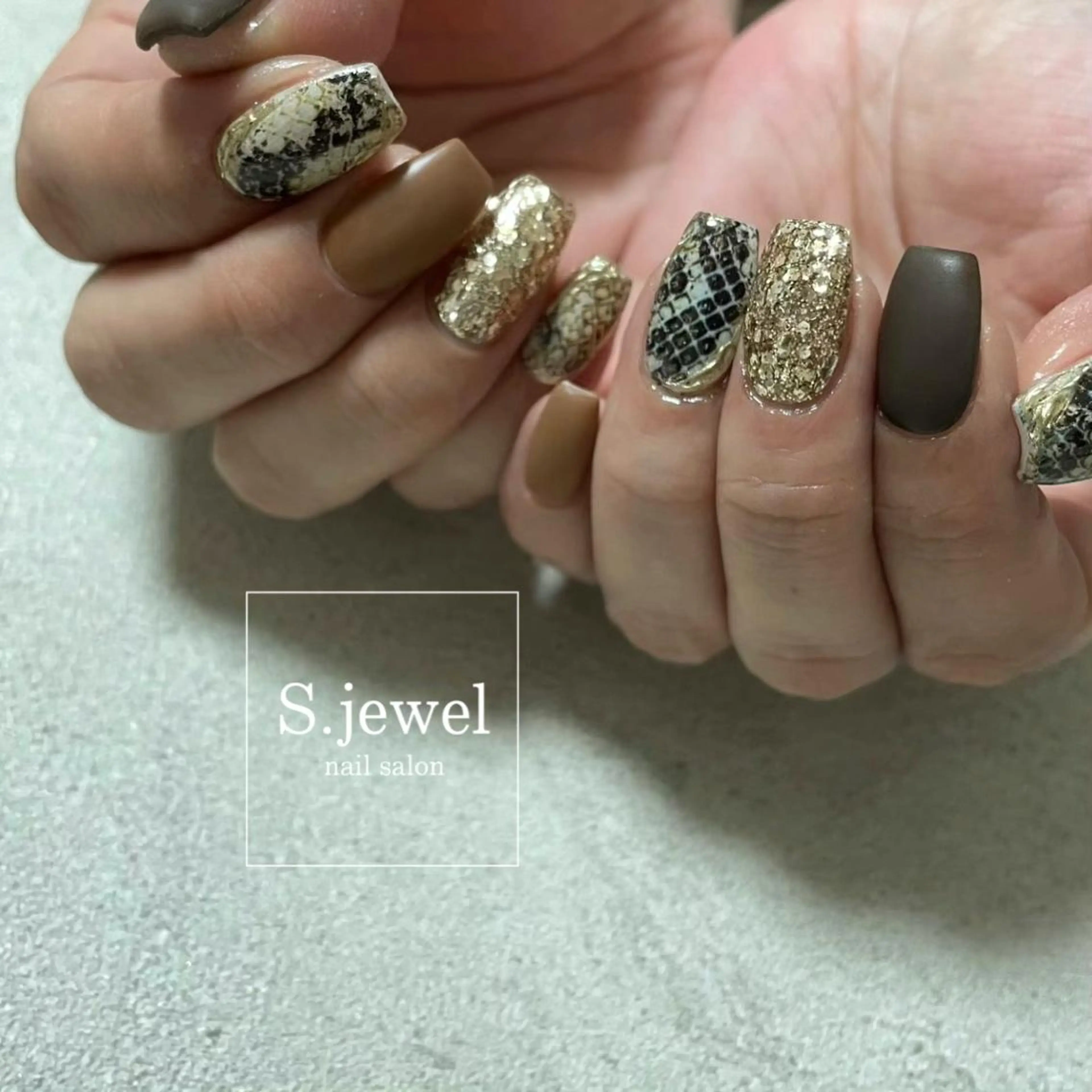 ネイル S. JEWELのネイルデザイン