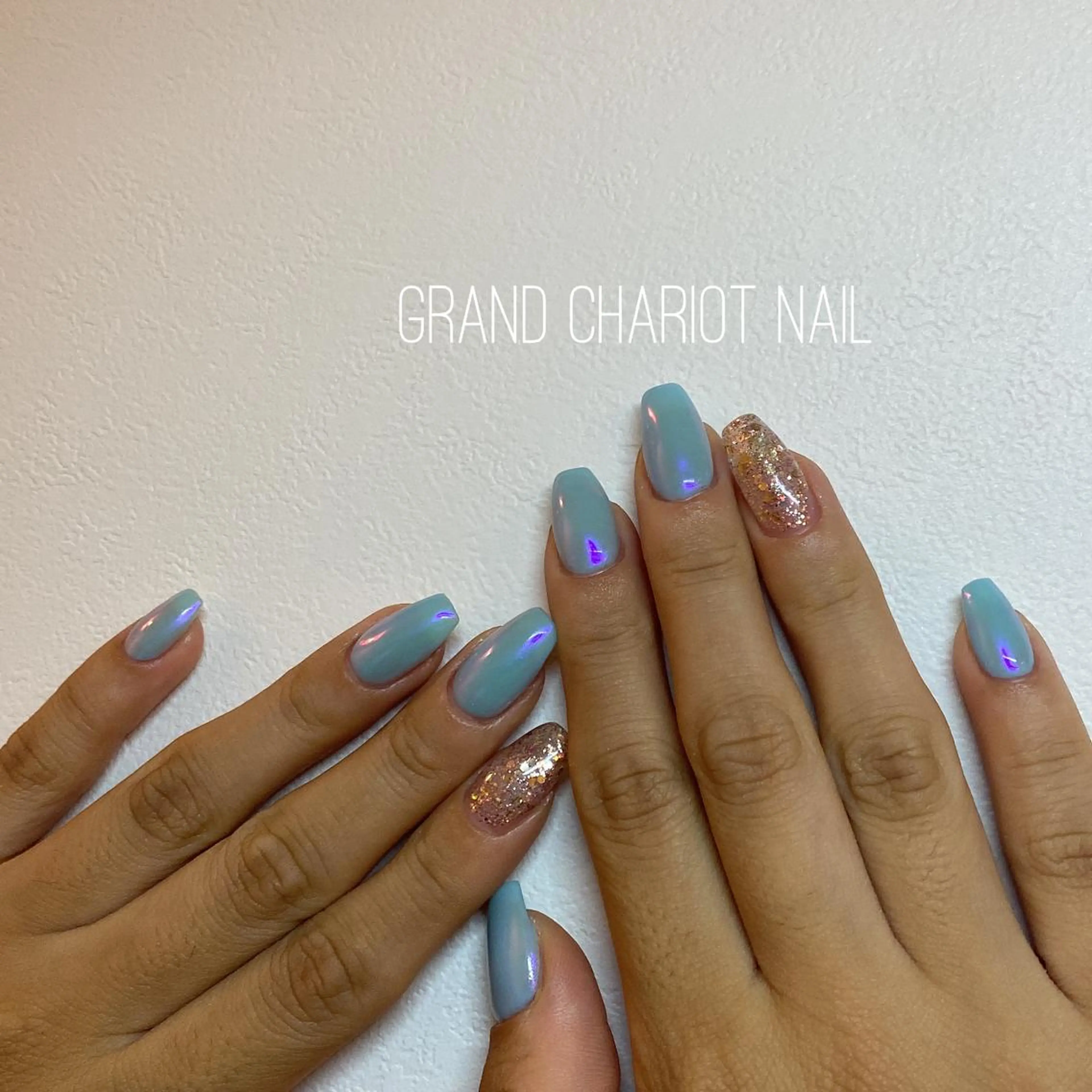 ネイル オーロラネイル NORA nail UMEDA MAIのネイルデザイン