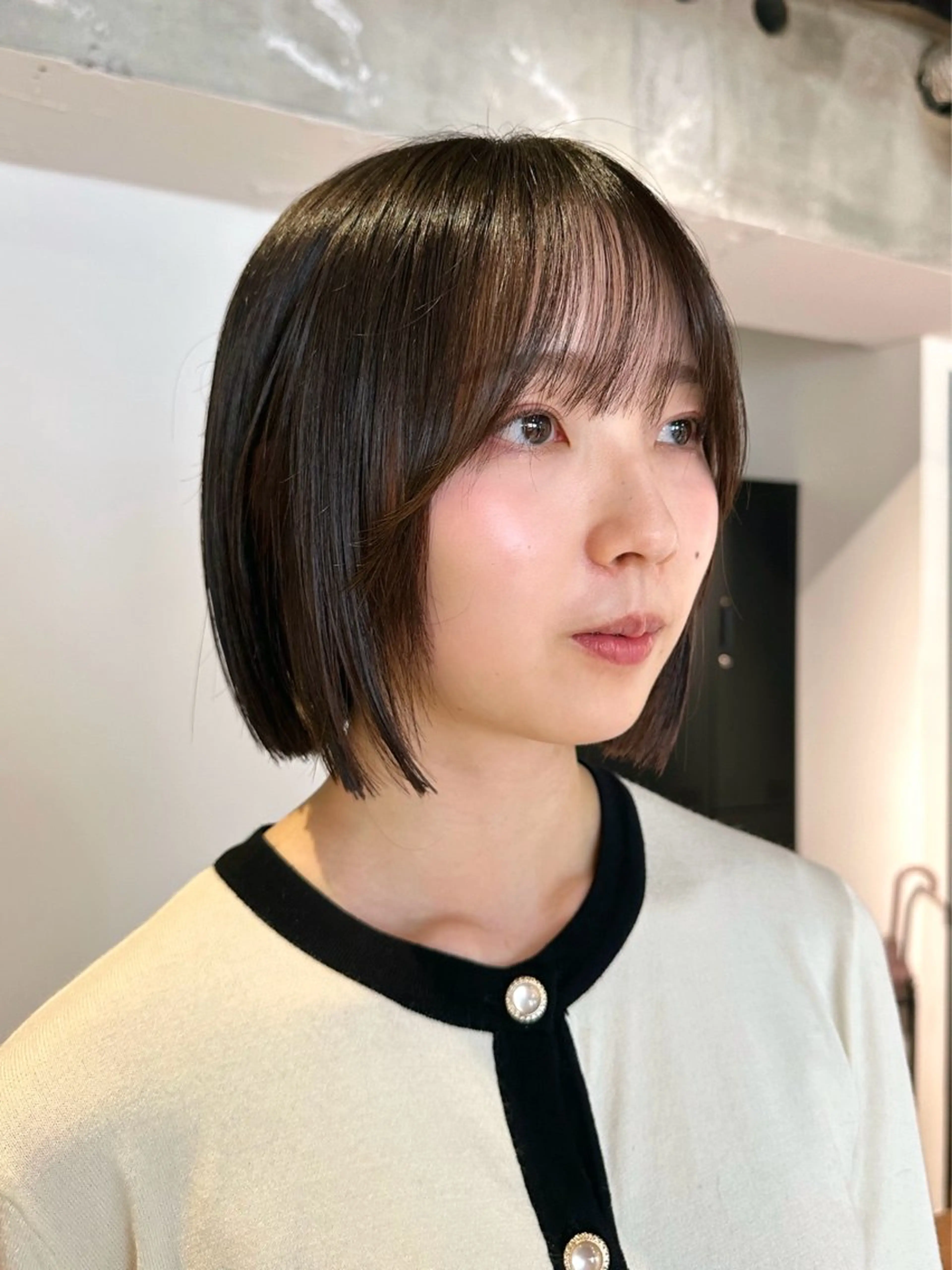 ショート カラー パーマ kazuki【顔周り ×レイヤーカット】のヘアスタイル