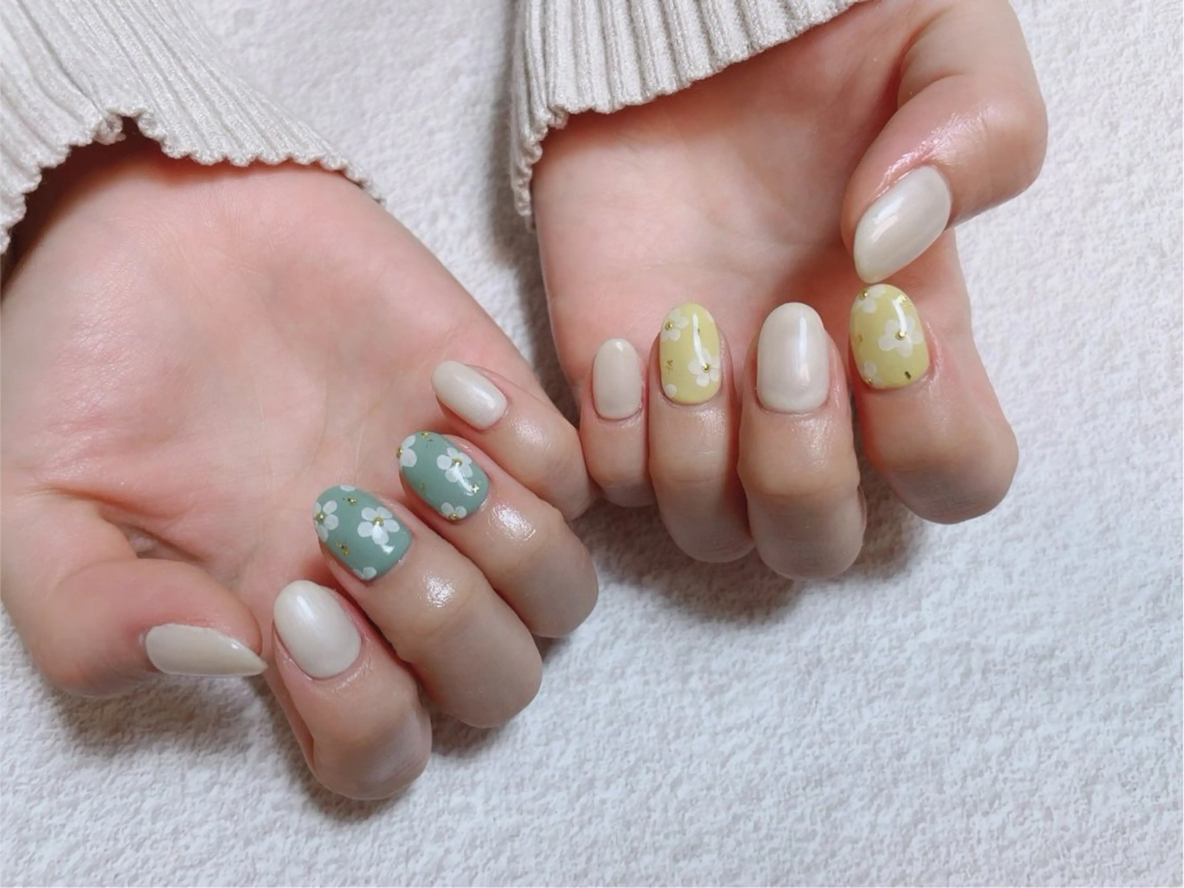 ネイル アートネイル チークネイル 長さ出し フラワーネイル フレンチネイル ハンドネイル ハンドケア NEW NAIL 池袋のネイルデザイン